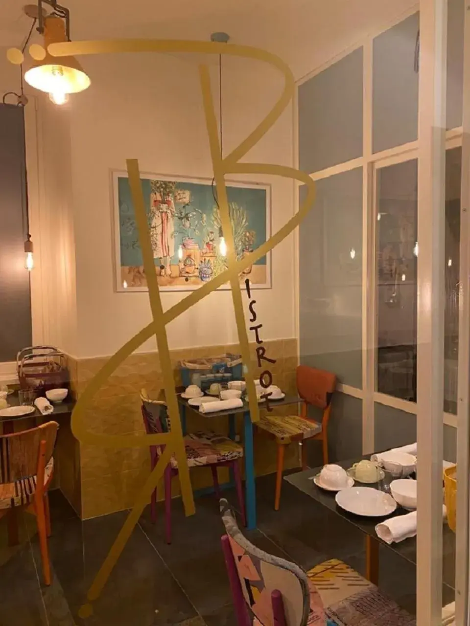 Restaurant/places to eat in Bhr Cavour 150 Restaurant/places to eat in Bhr Cavour 150