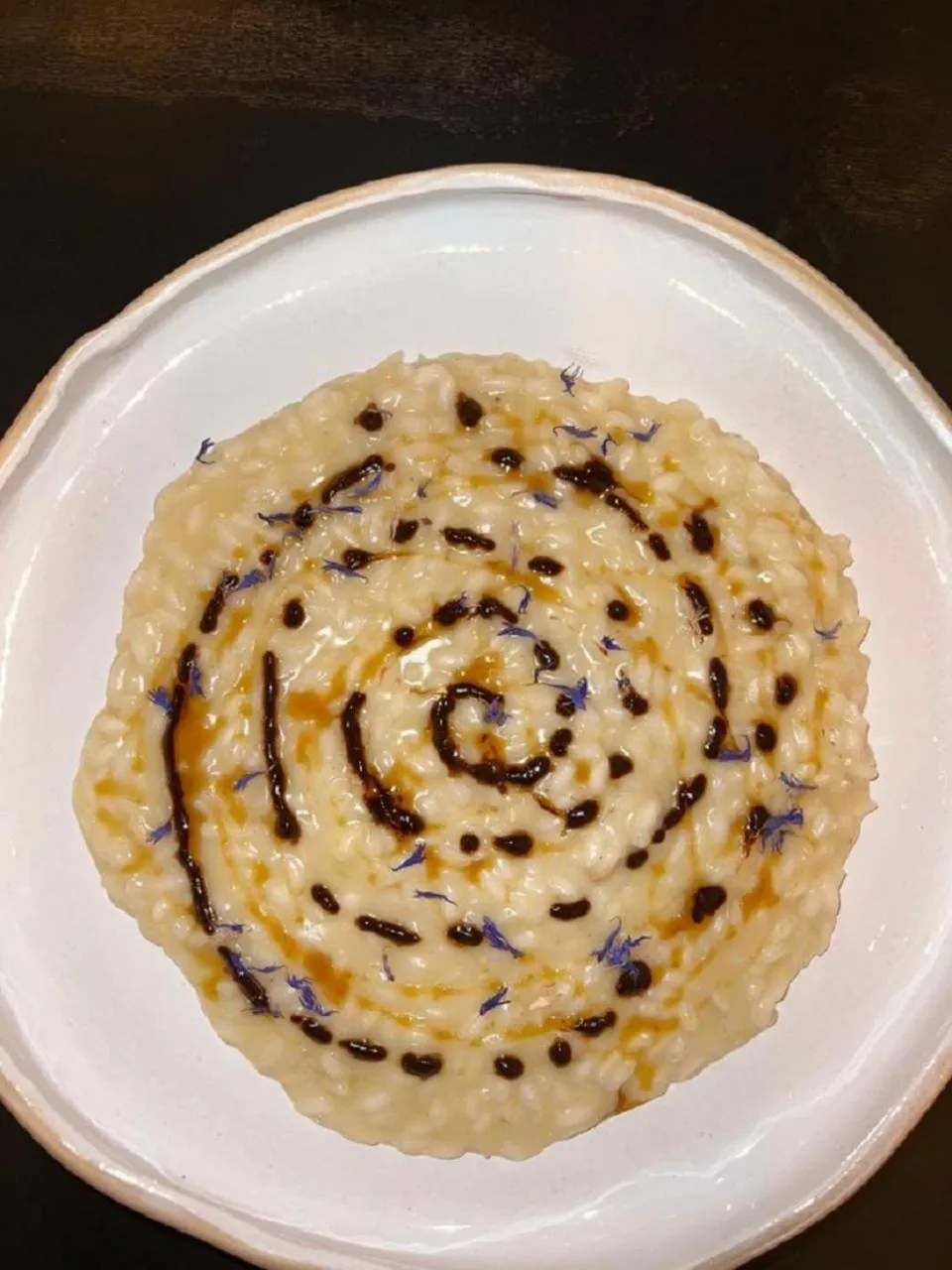 Restaurant/places to eat in Bhr Cavour 150