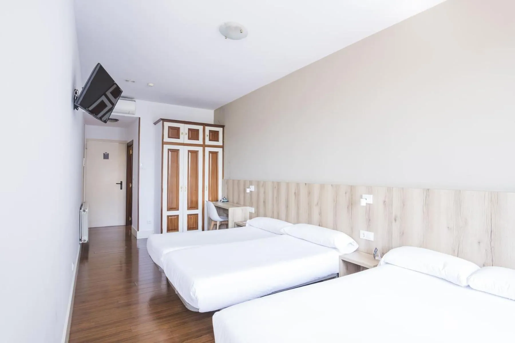 Bed in Hotel Alda Avenida