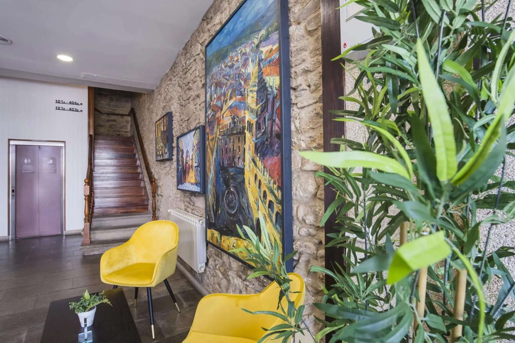 Lobby or reception in Hotel Alda Avenida