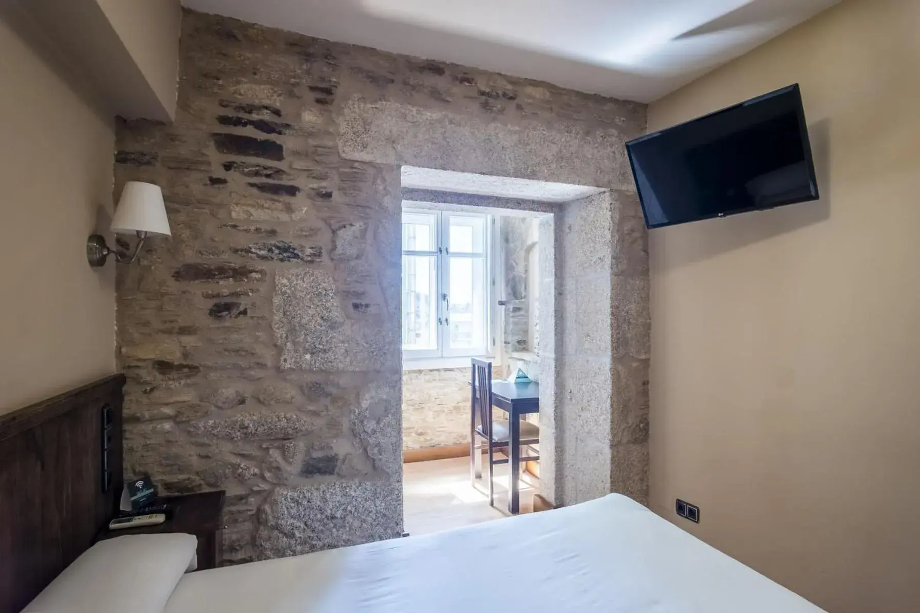 Photo of the whole room, Bed in Hotel Alda Avenida Photo of the whole room, Bed in Hotel Alda Avenida