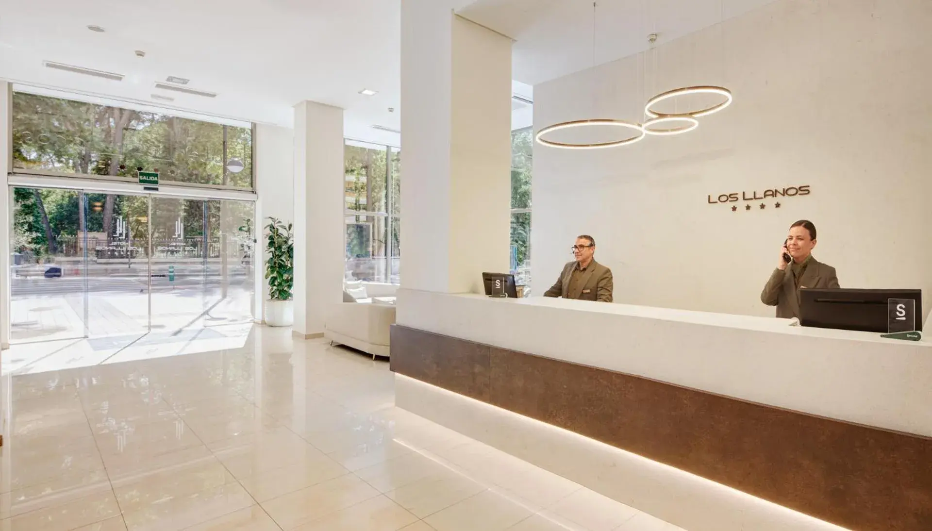 Property building in Sercotel Los Llanos Property building in Sercotel Los Llanos