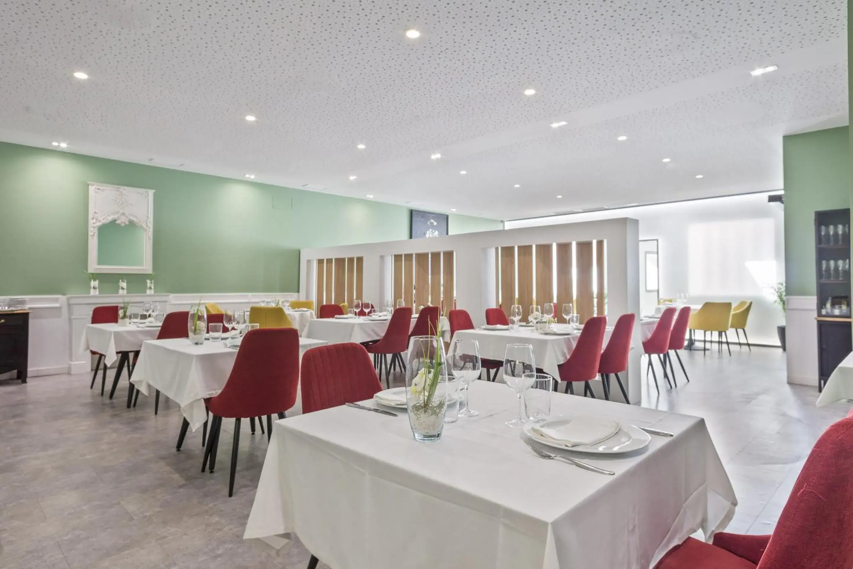 Restaurant/places to eat in Sercotel Los Llanos Restaurant/places to eat in Sercotel Los Llanos