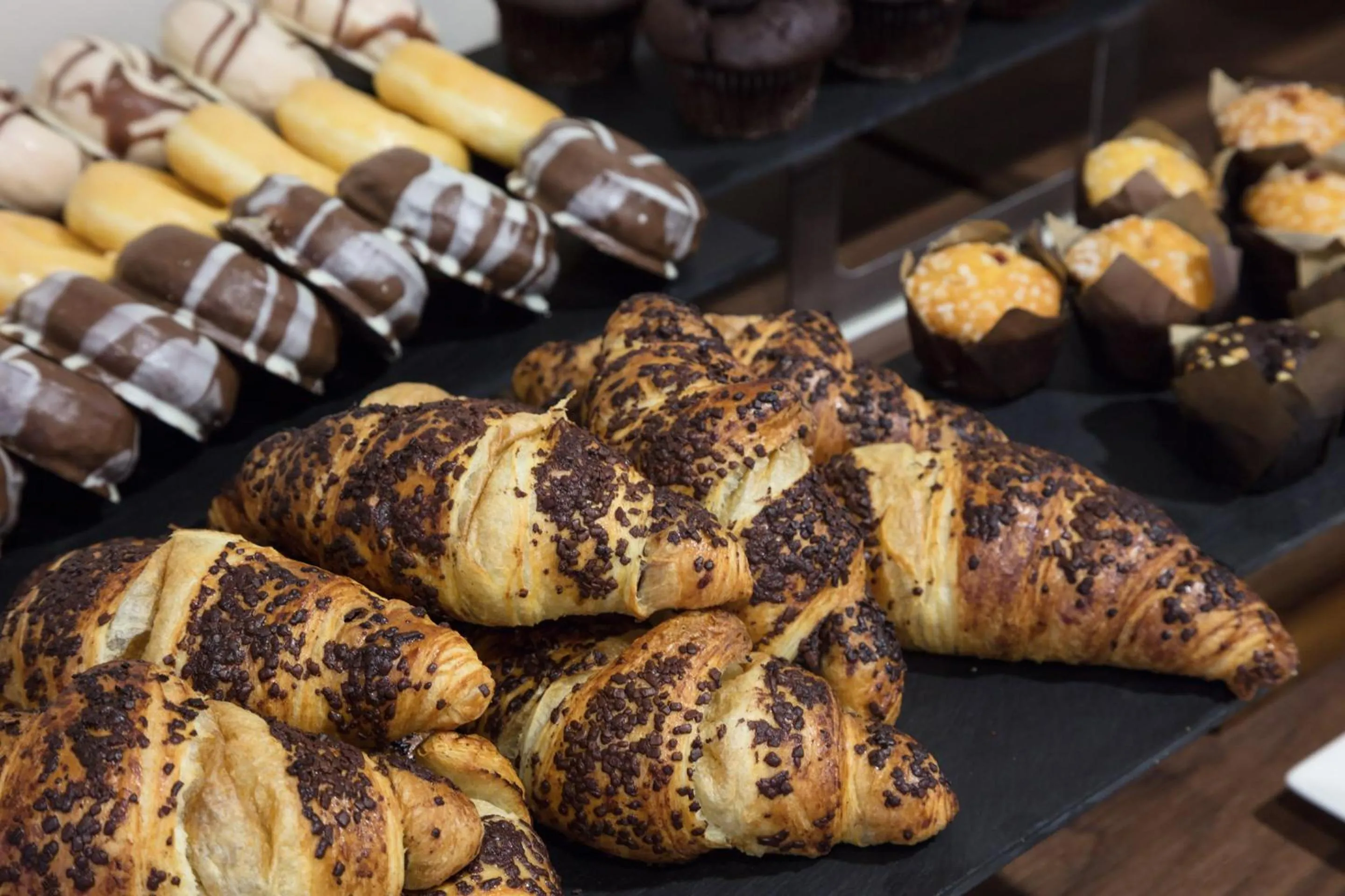 Buffet breakfast in Sercotel Los Llanos