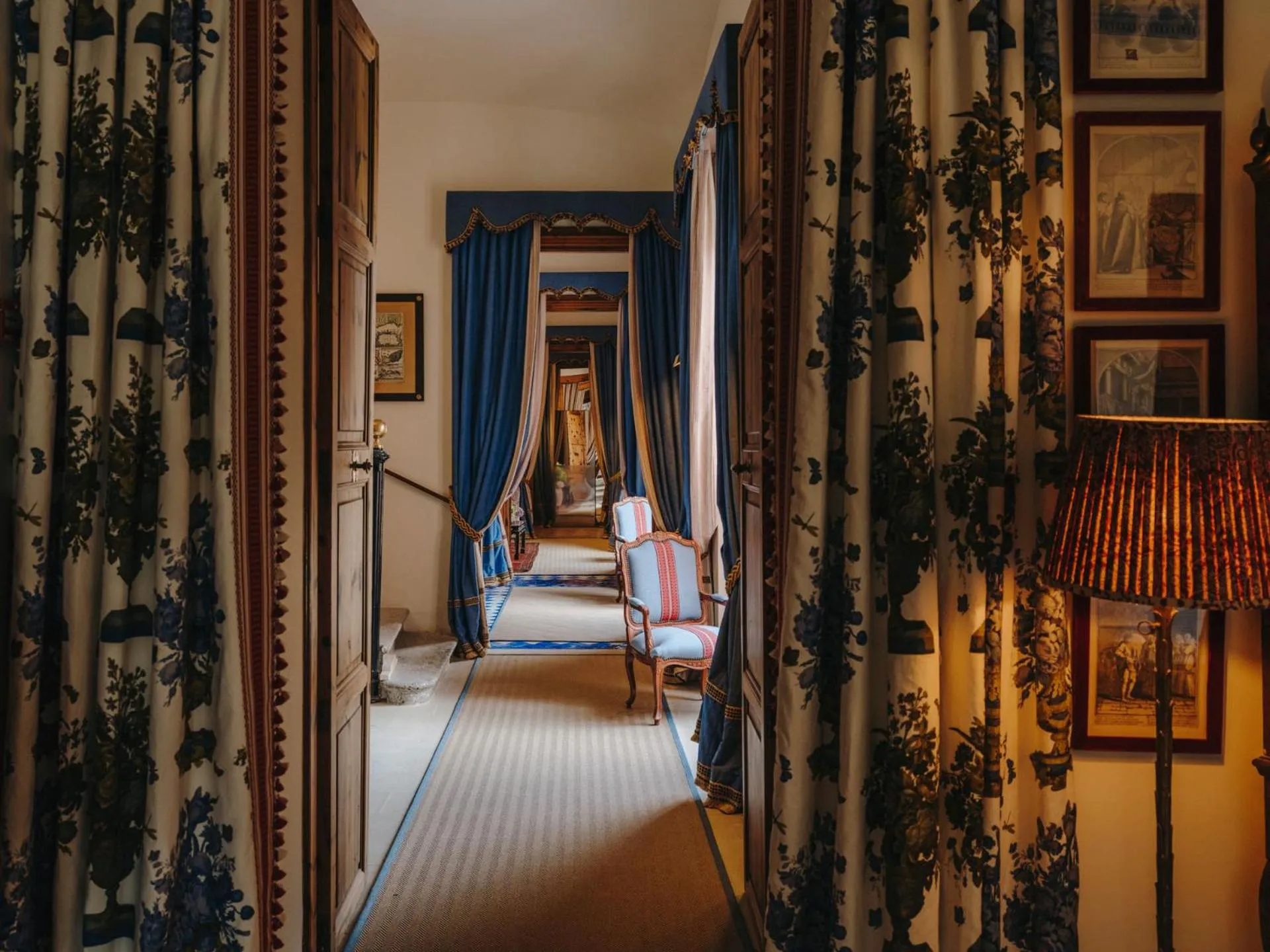 Seating area in Grand Hotel Son Net