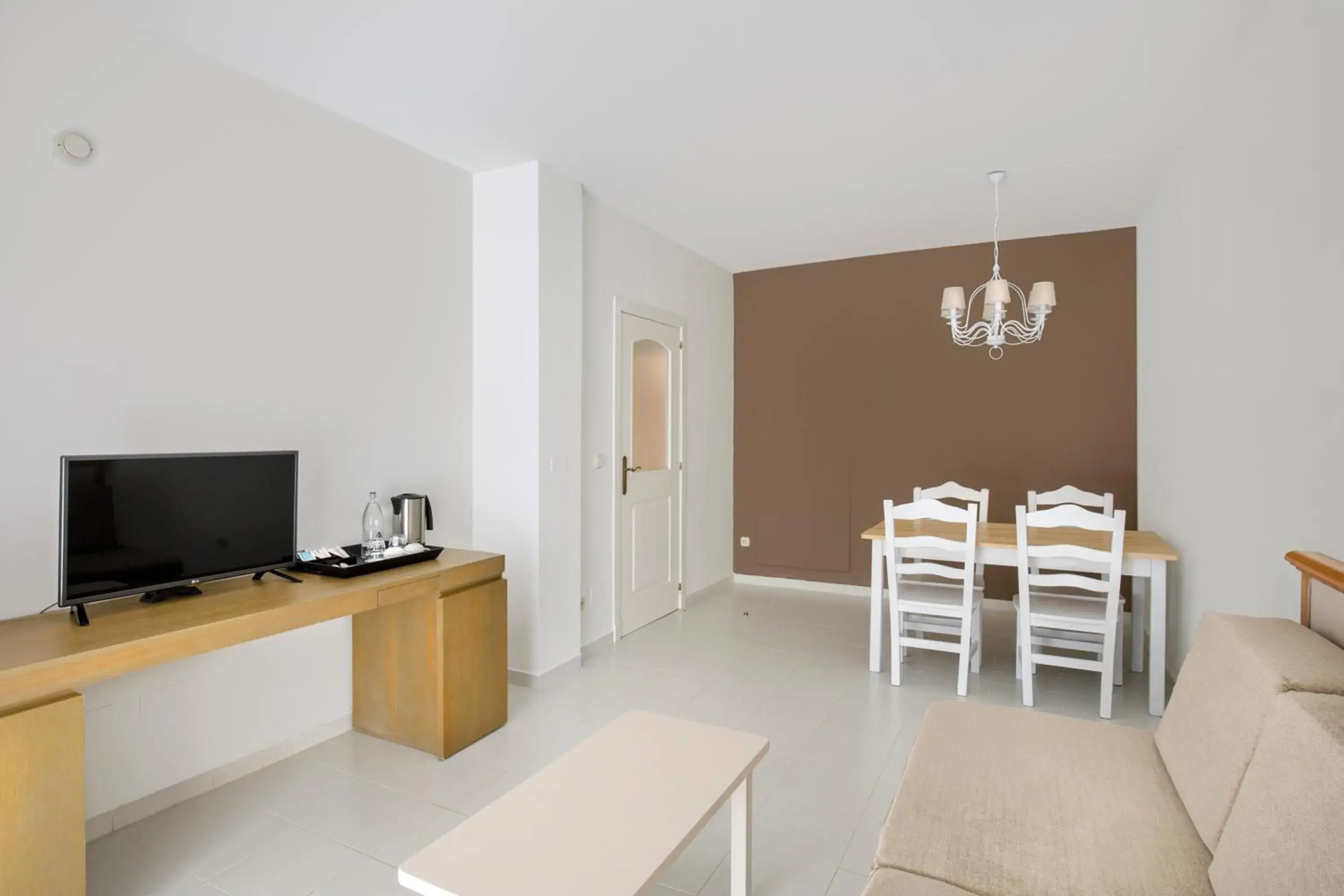 Living room in Sol Sancti Petri Aparthotel Living room in Sol Sancti Petri Aparthotel