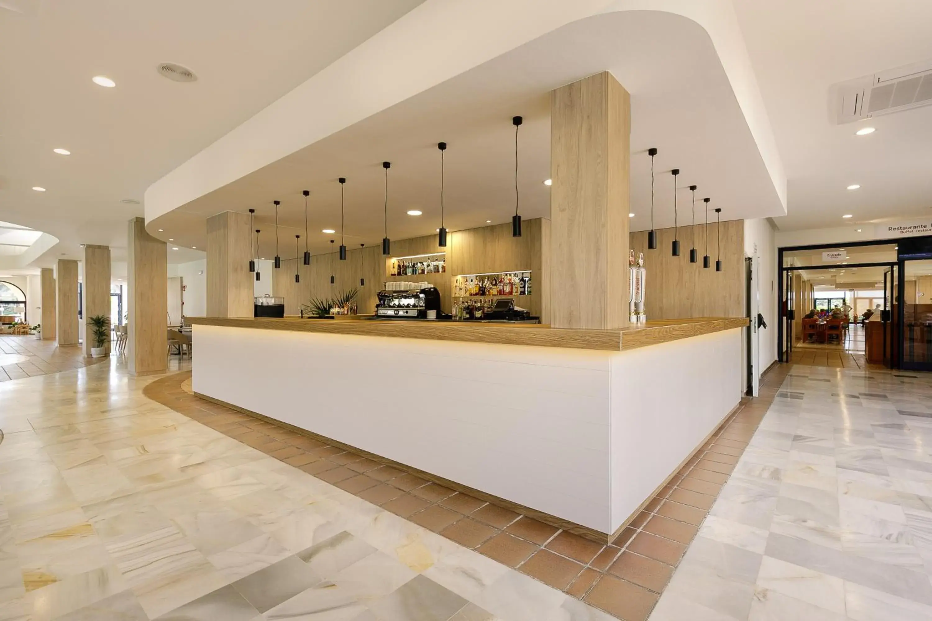 Facade/entrance in Sol Sancti Petri Aparthotel Facade/entrance in Sol Sancti Petri Aparthotel