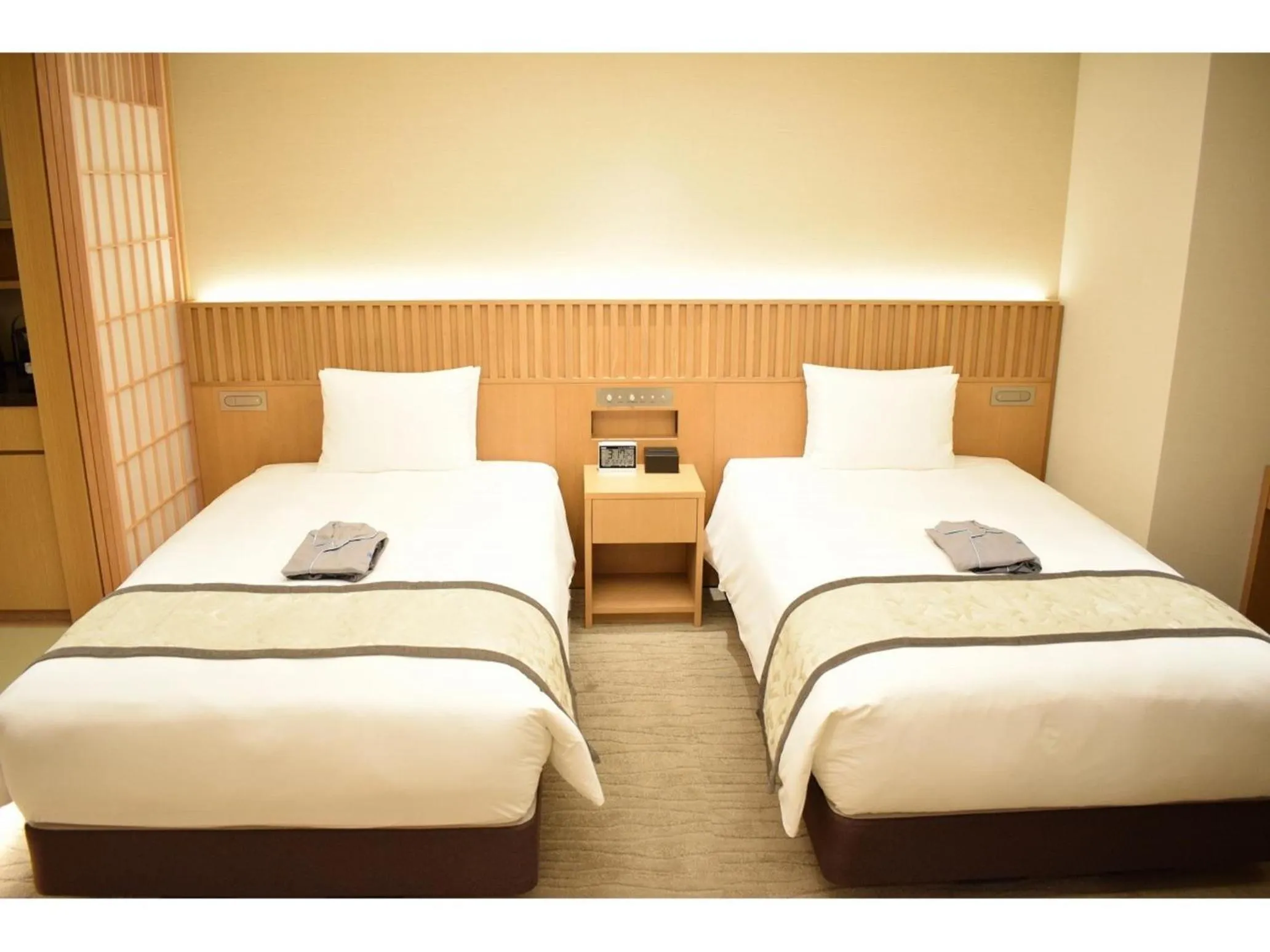 Bed in TOKYO EAST SIDE HOTEL KAIE