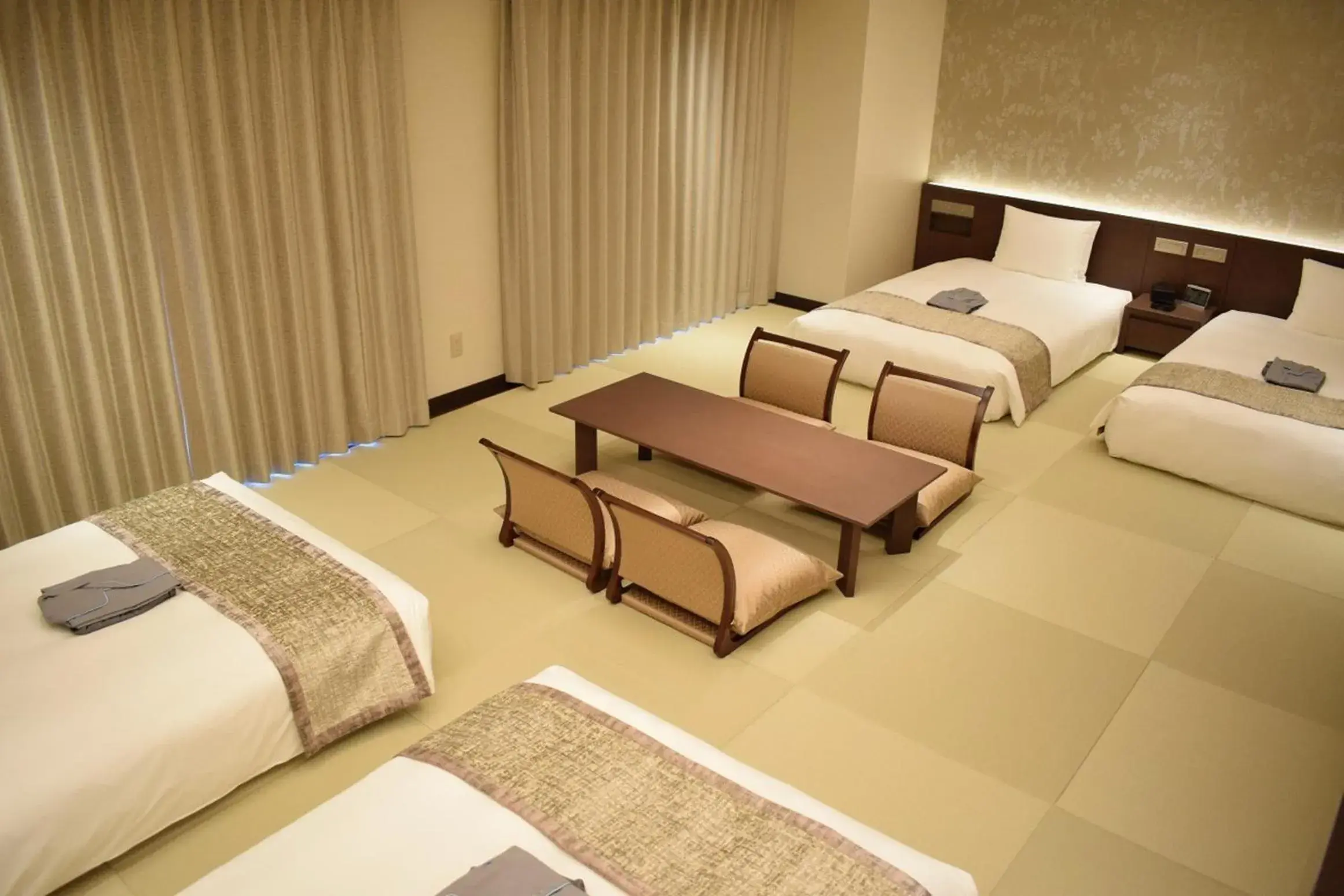 Bed in TOKYO EAST SIDE HOTEL KAIE Bed in TOKYO EAST SIDE HOTEL KAIE