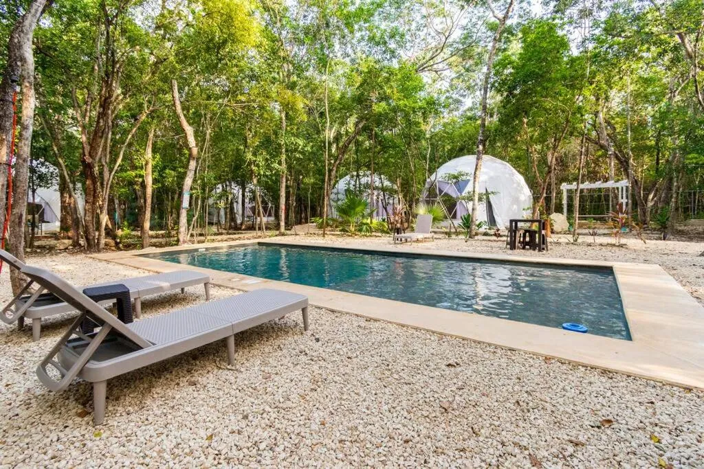 Swimming pool in Glamping Mayan Glam