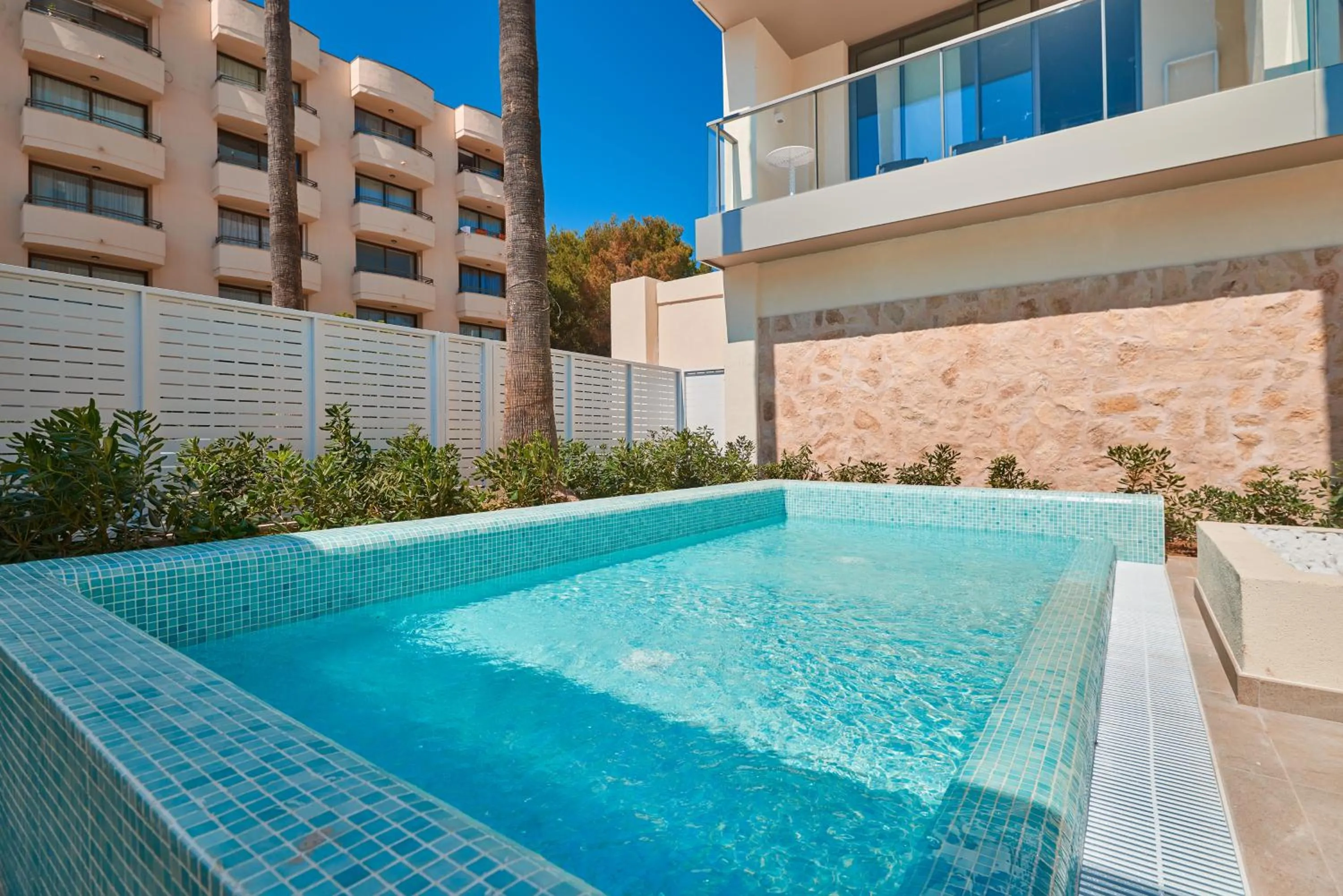 Swimming pool in Protur Atalaya