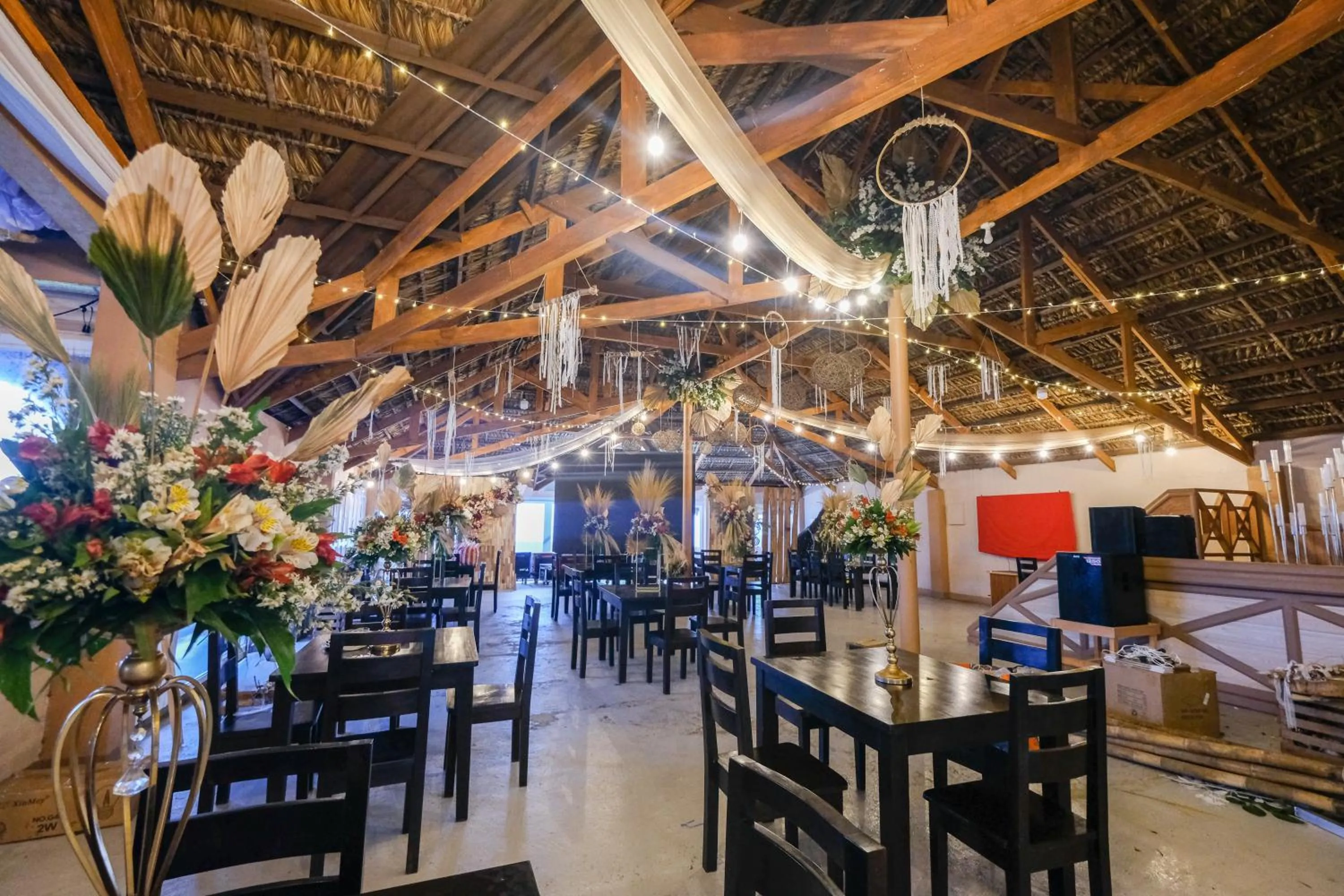 Lounge or bar in Nest Resort