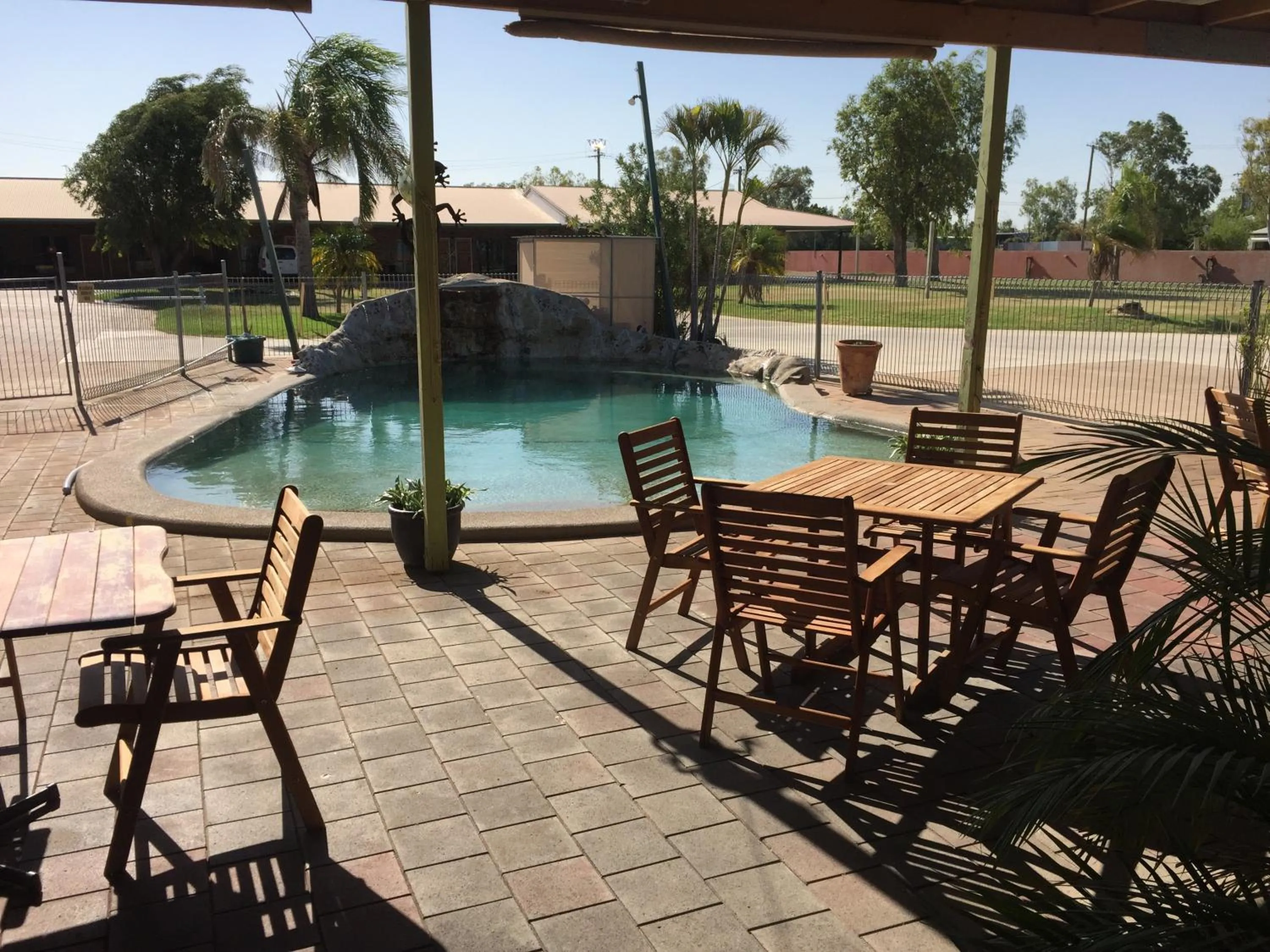 Swimming pool in Boulder Opal Motor Inn