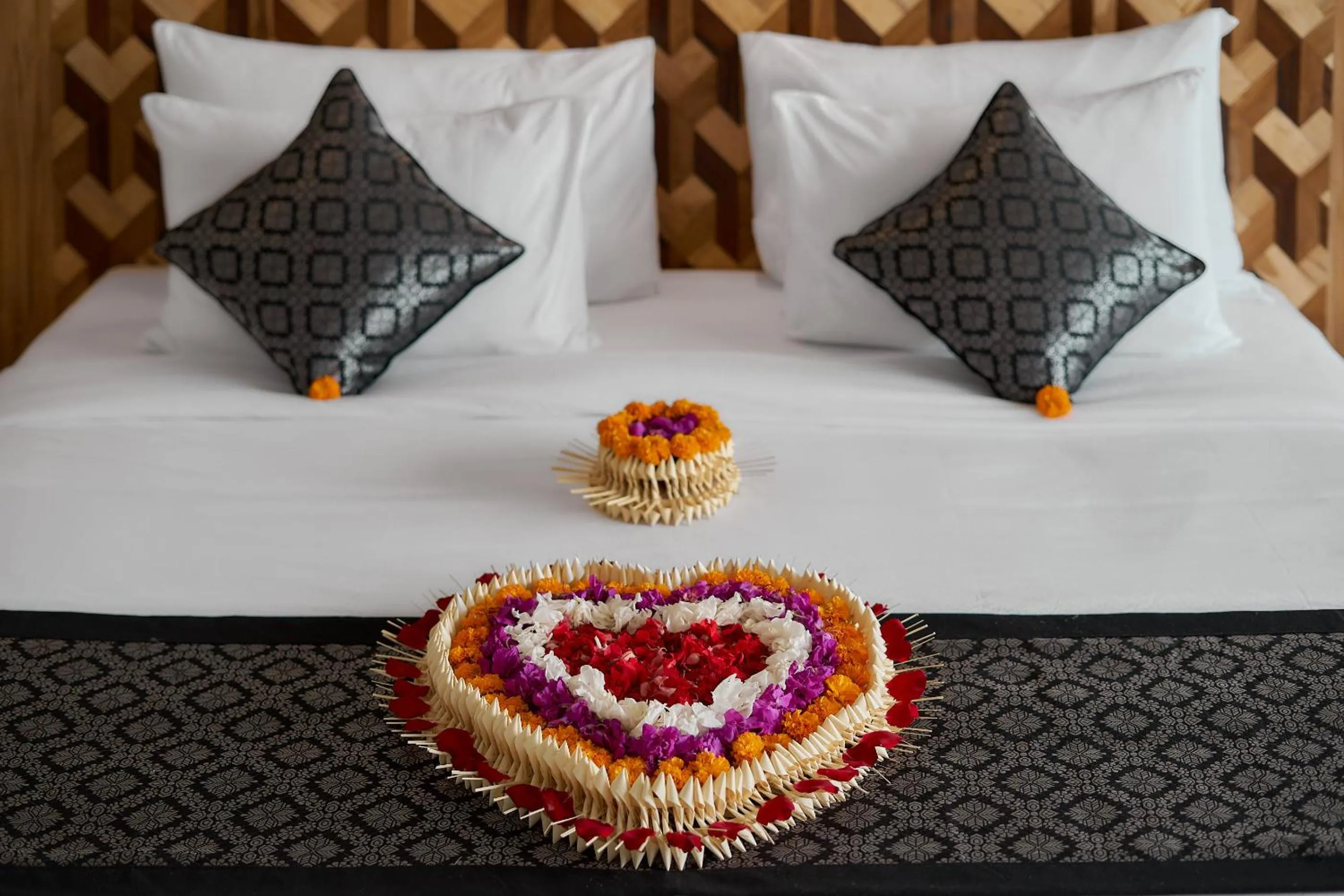 Bed in Gynandha Ubud Cottage