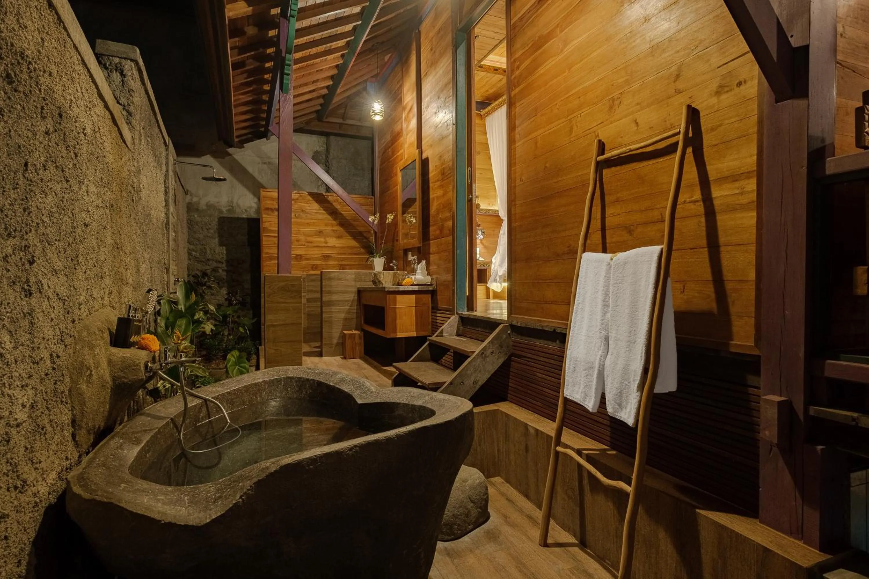 Bathroom in Gynandha Ubud Cottage
