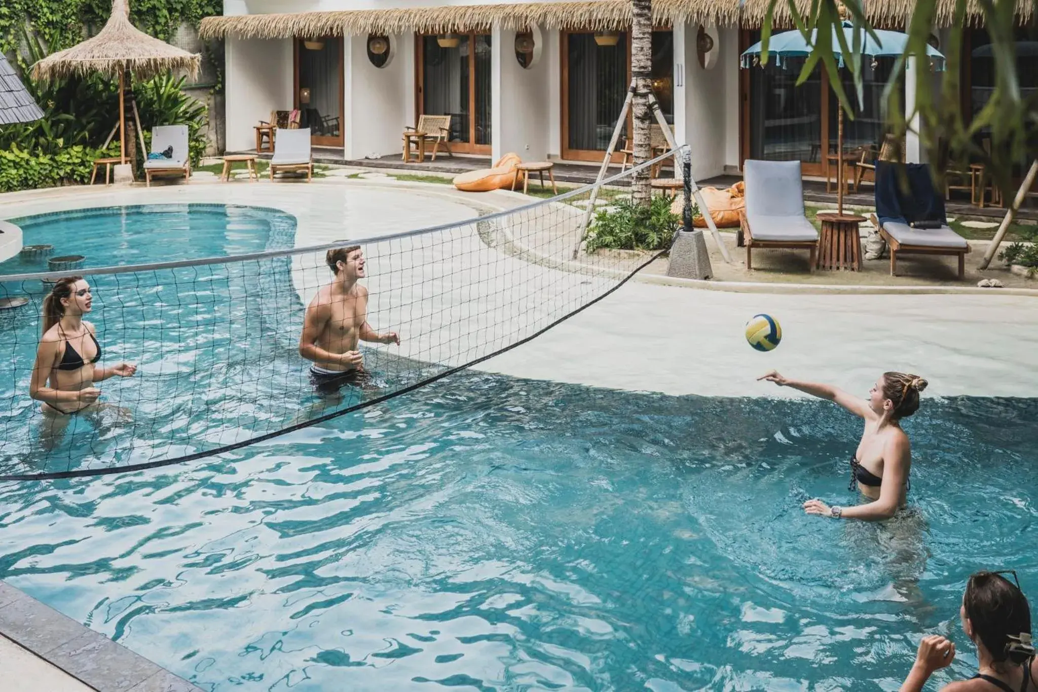 Swimming pool in Roomates Hostel Canggu by Ini Vie Hospitality Swimming pool in Roomates Hostel Canggu by Ini Vie Hospitality