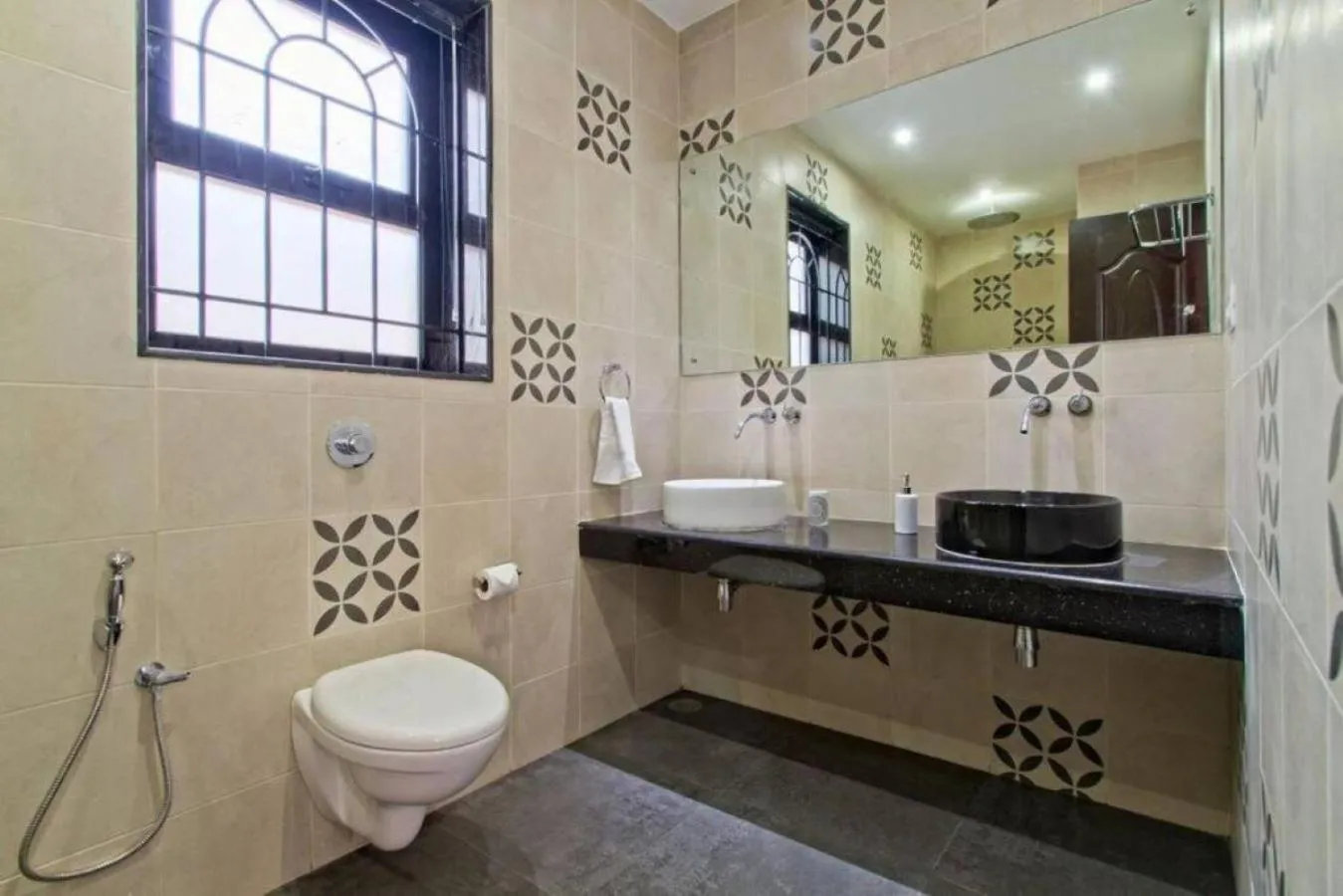 Bathroom in Luxury Rental with Kids Playroom in Goa