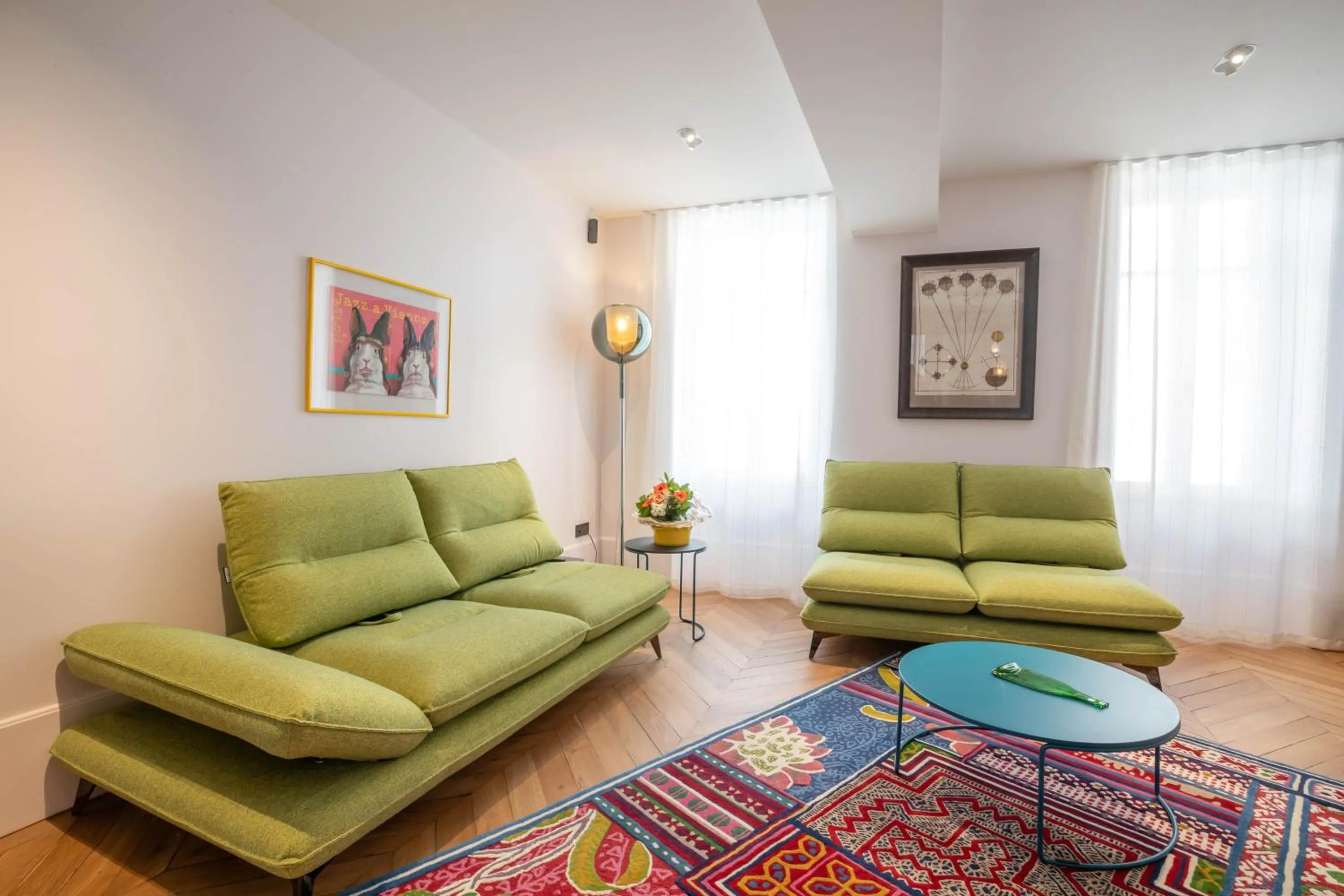 Living room in Côté Paradis - Appartements de Charme au centre-ville de Beaune
