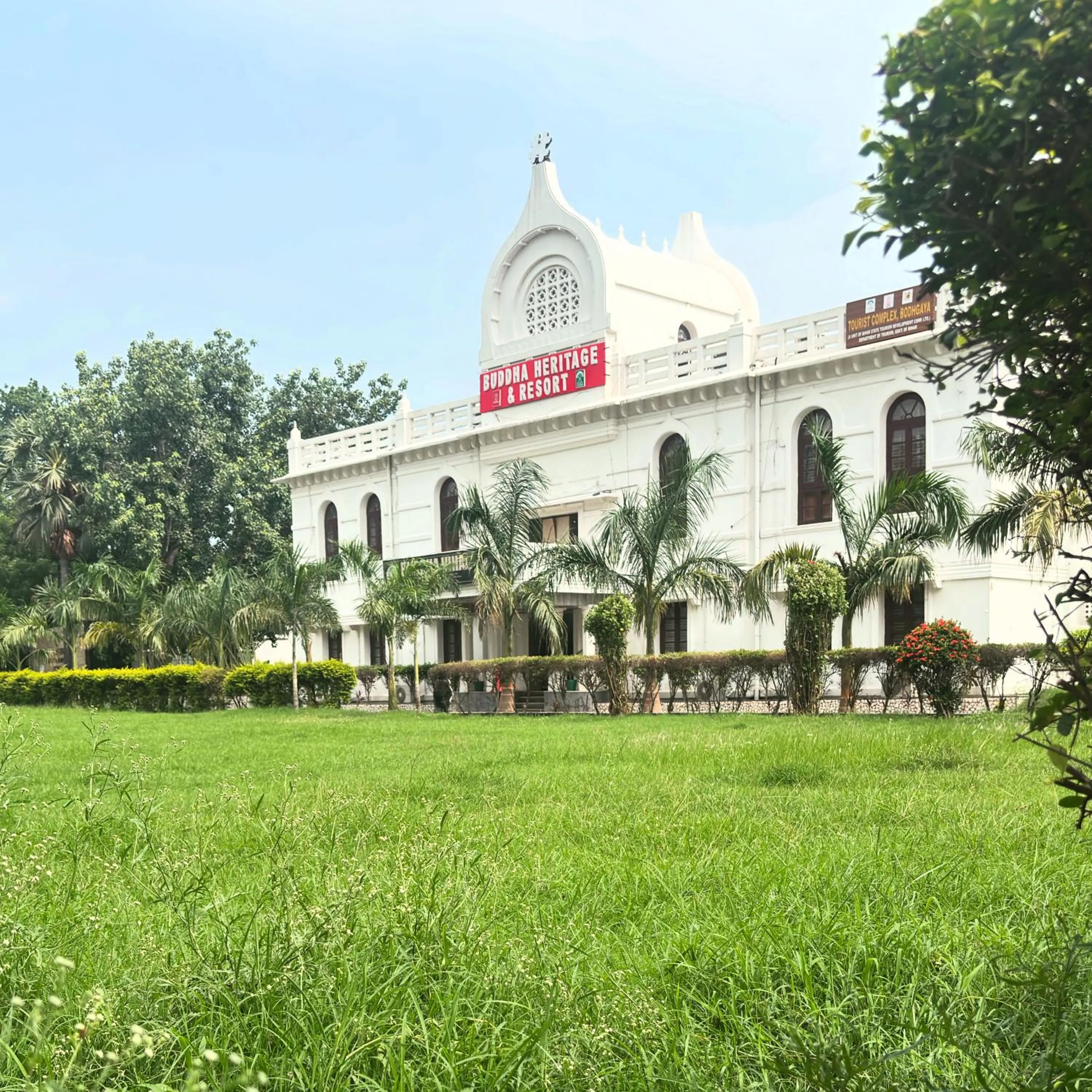 Garden in BUDDHA HERITAGE RESORT
