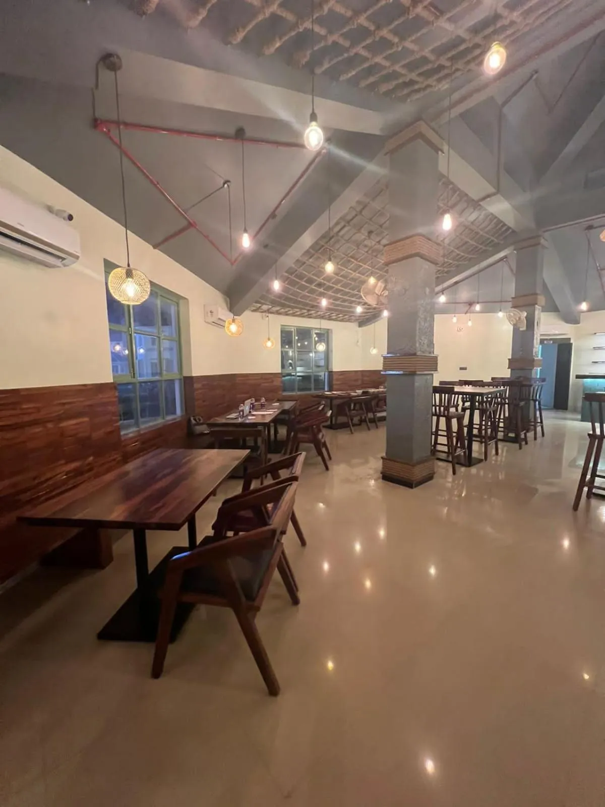 Restaurant/places to eat in BUDDHA HERITAGE RESORT