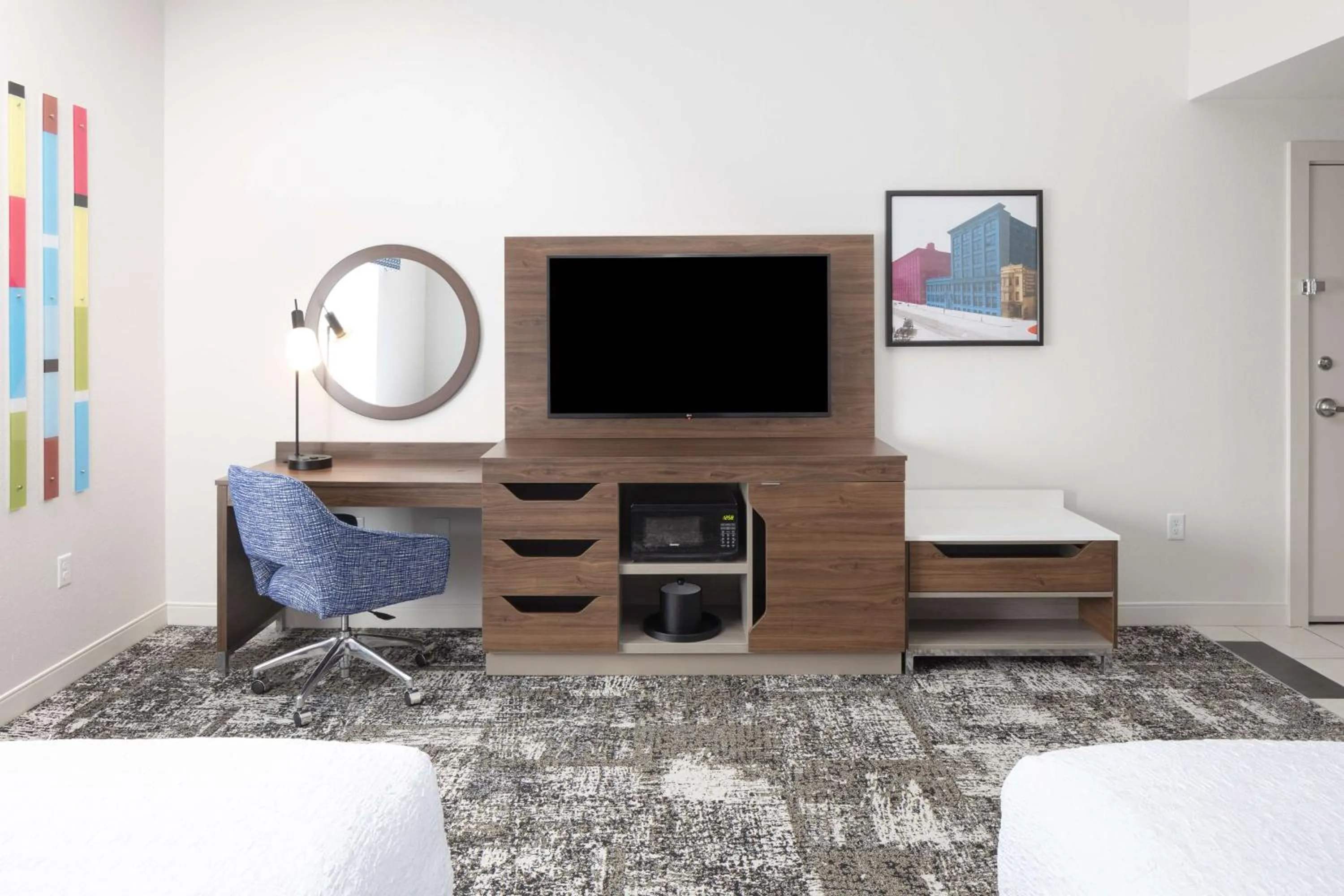 Bedroom in Hampton Inn & Suites Rochester Downtown