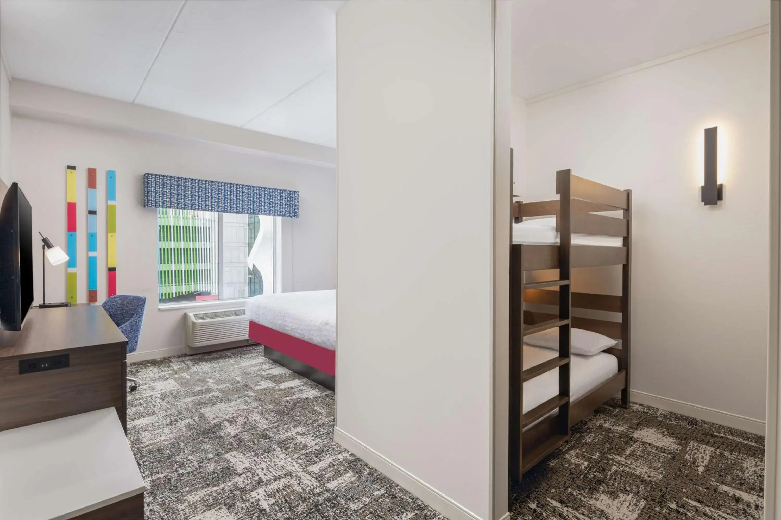 Bed in Hampton Inn & Suites Rochester Downtown Bed in Hampton Inn & Suites Rochester Downtown