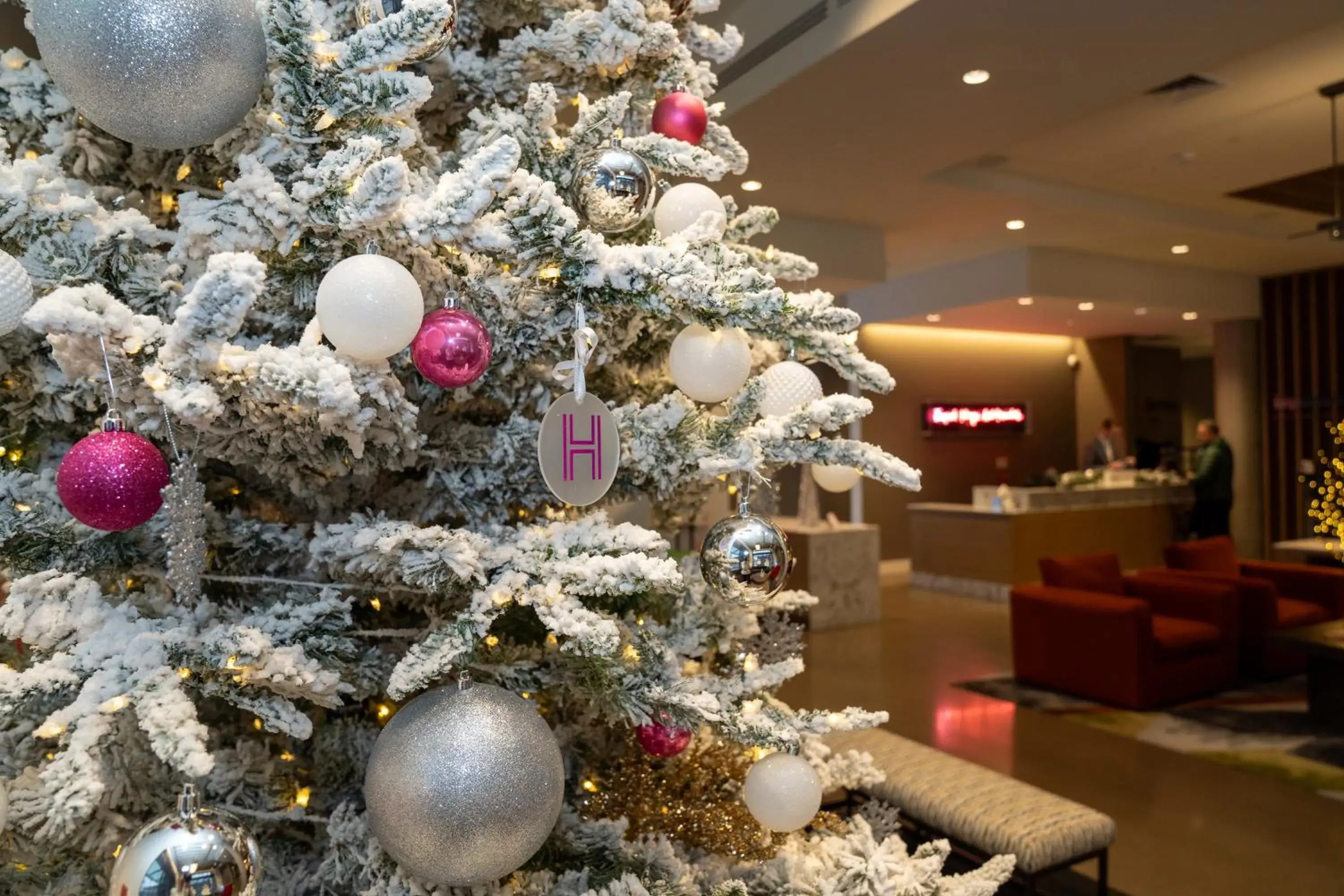 Lobby or reception in Holman Riverfront Park Hotel Salem, Tapestry By Hilton Lobby or reception in Holman Riverfront Park Hotel Salem, Tapestry By Hilton