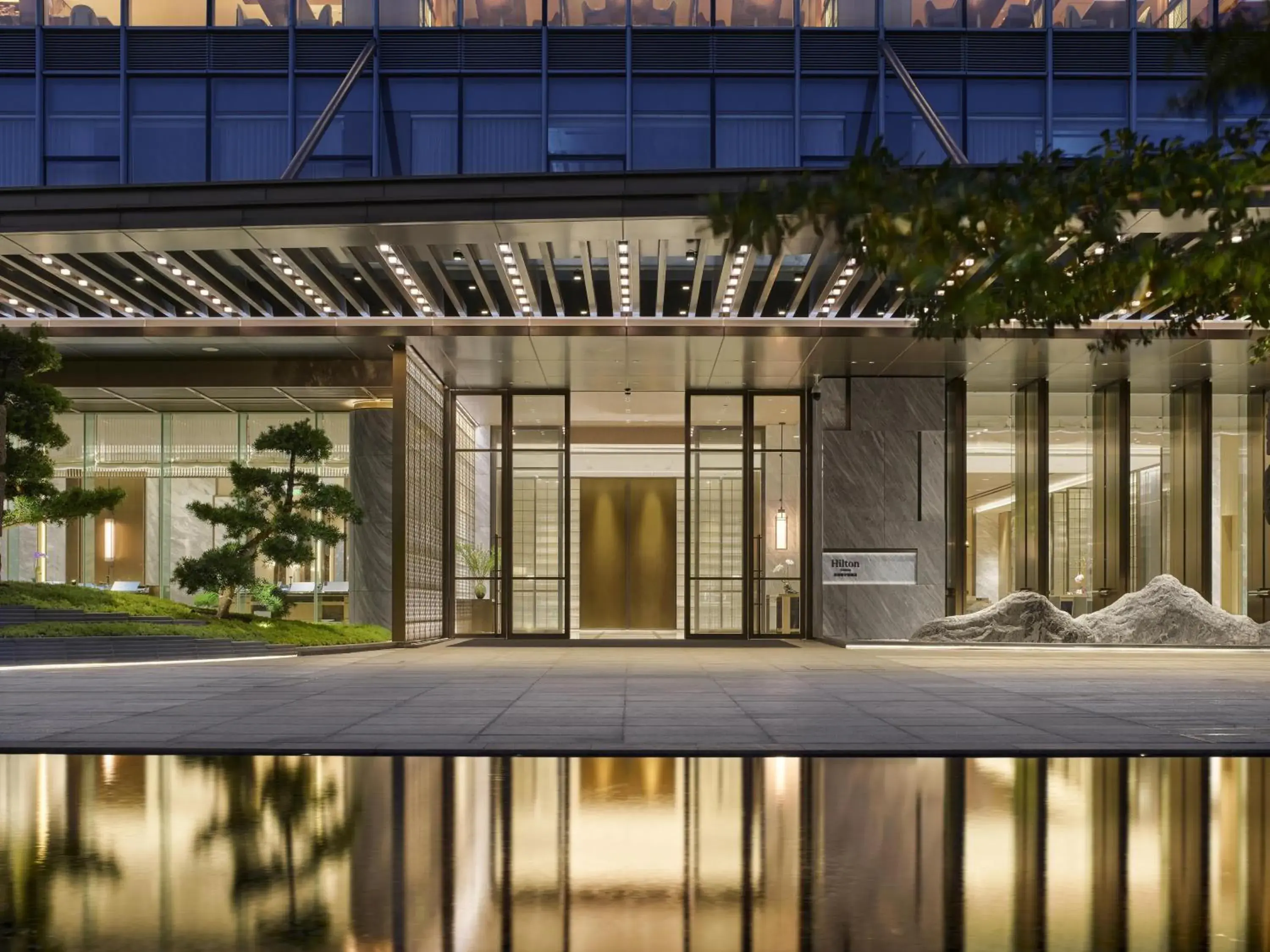 Property building in Hilton Zhuhai Property building in Hilton Zhuhai