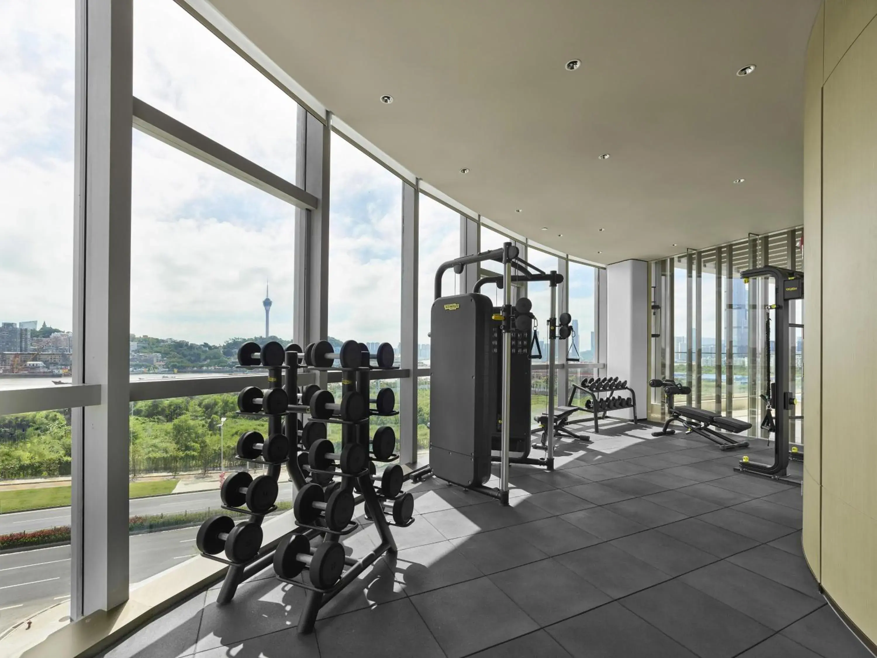 Fitness centre/facilities in Hilton Zhuhai Fitness centre/facilities in Hilton Zhuhai