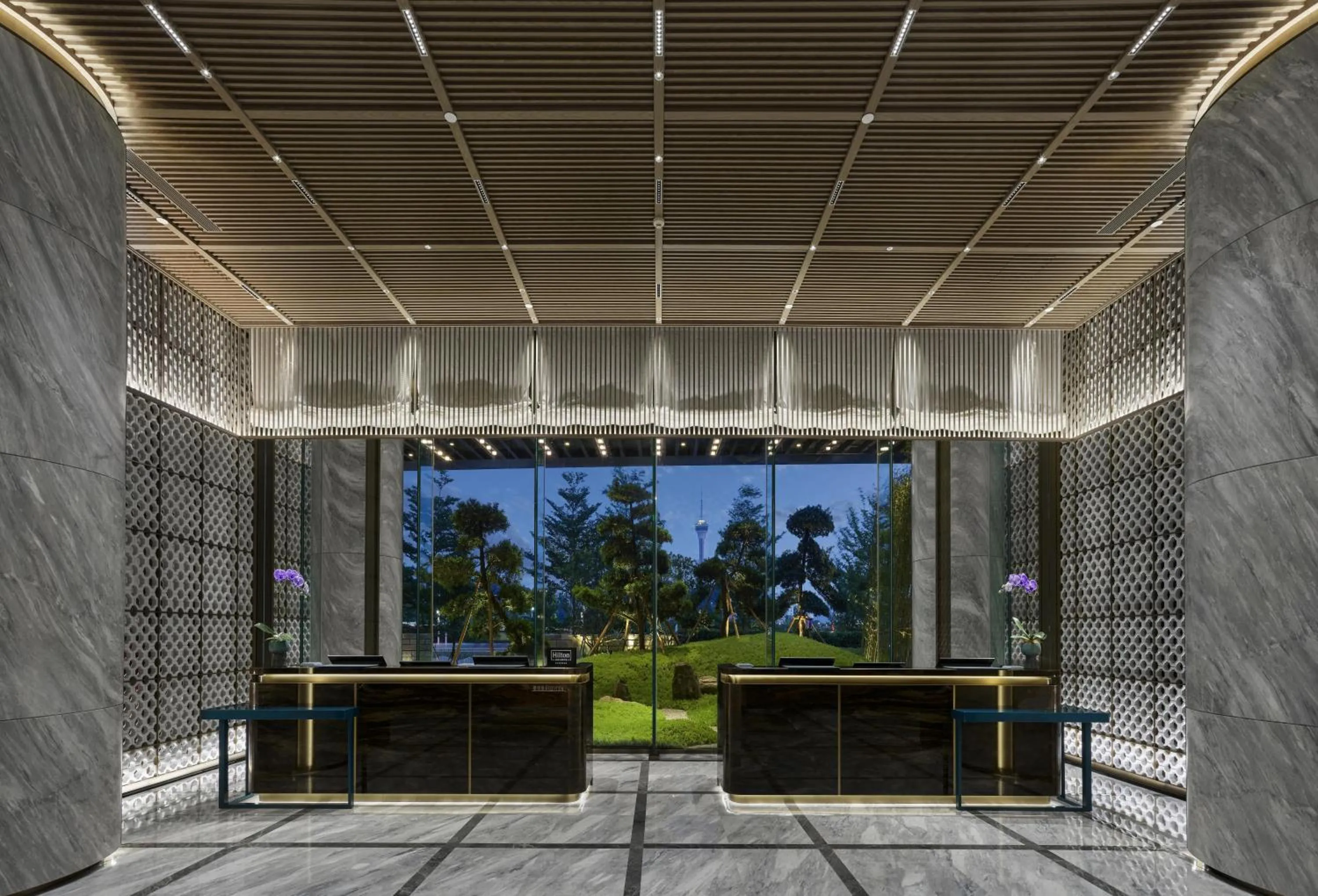 Lobby or reception in Hilton Zhuhai