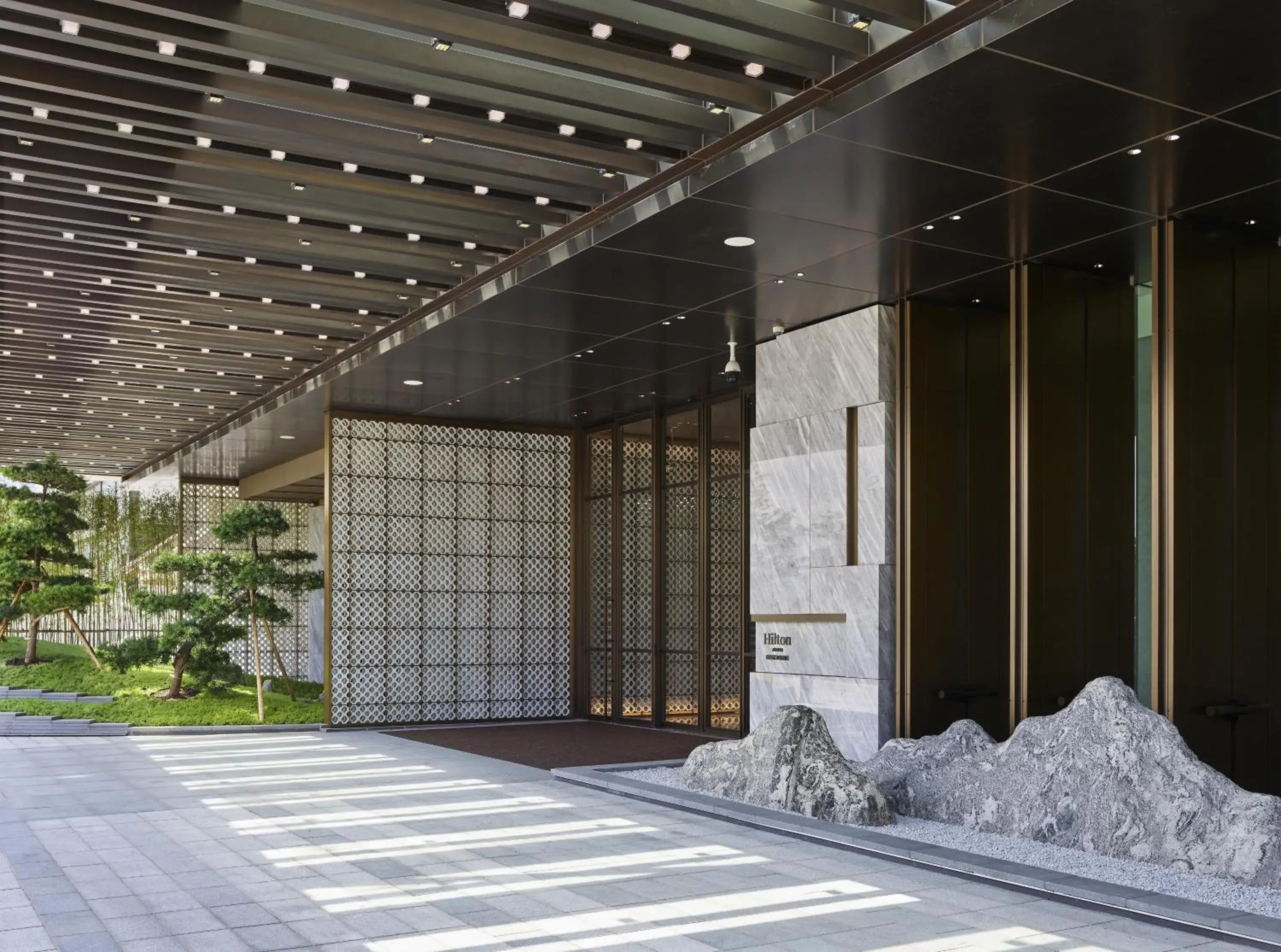 Property building in Hilton Zhuhai Property building in Hilton Zhuhai