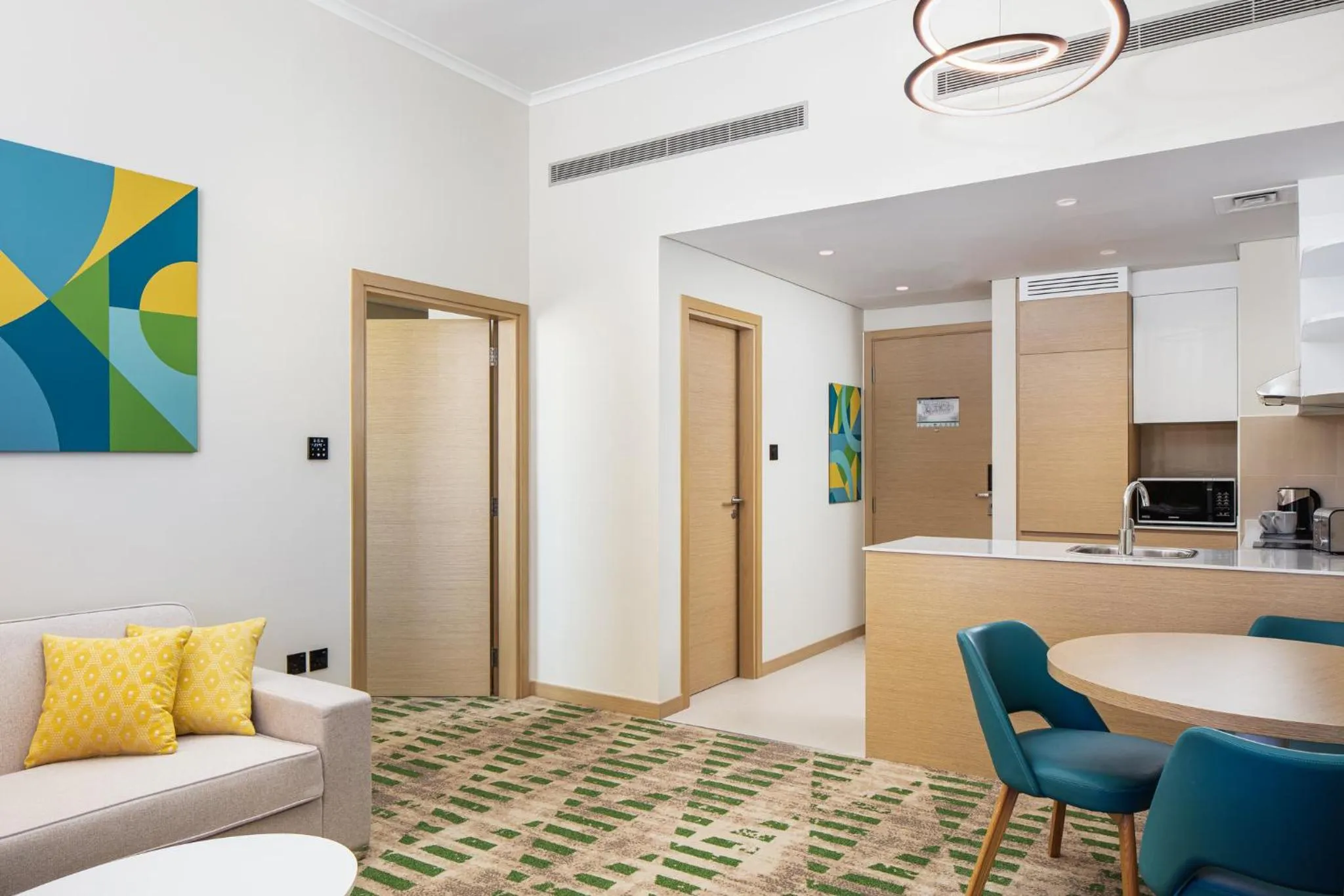 Photo of the whole room in Holiday Inn & Suites - Dubai Science Park by IHG