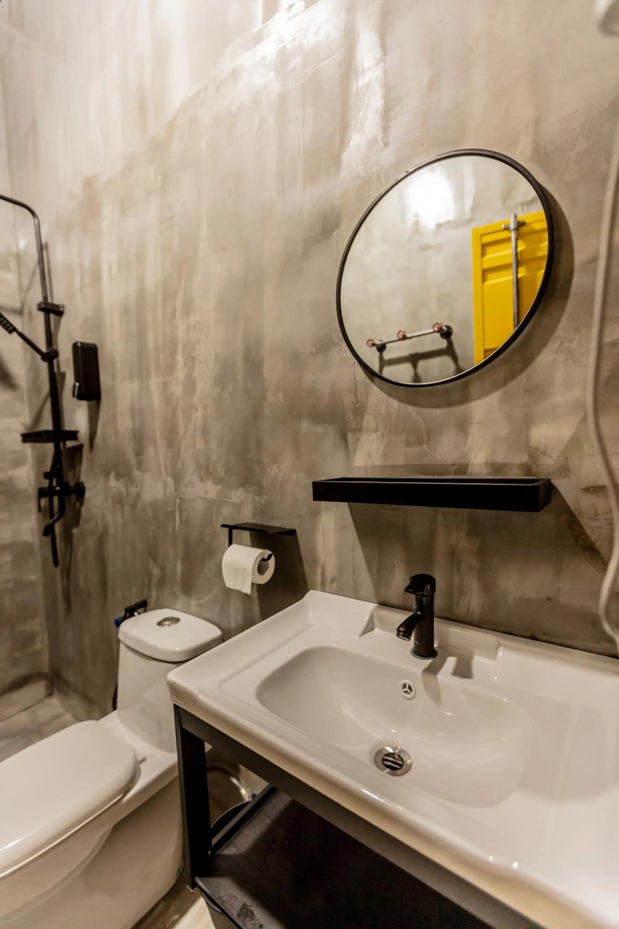 Bathroom in PADI Sentral @ Sekinchan