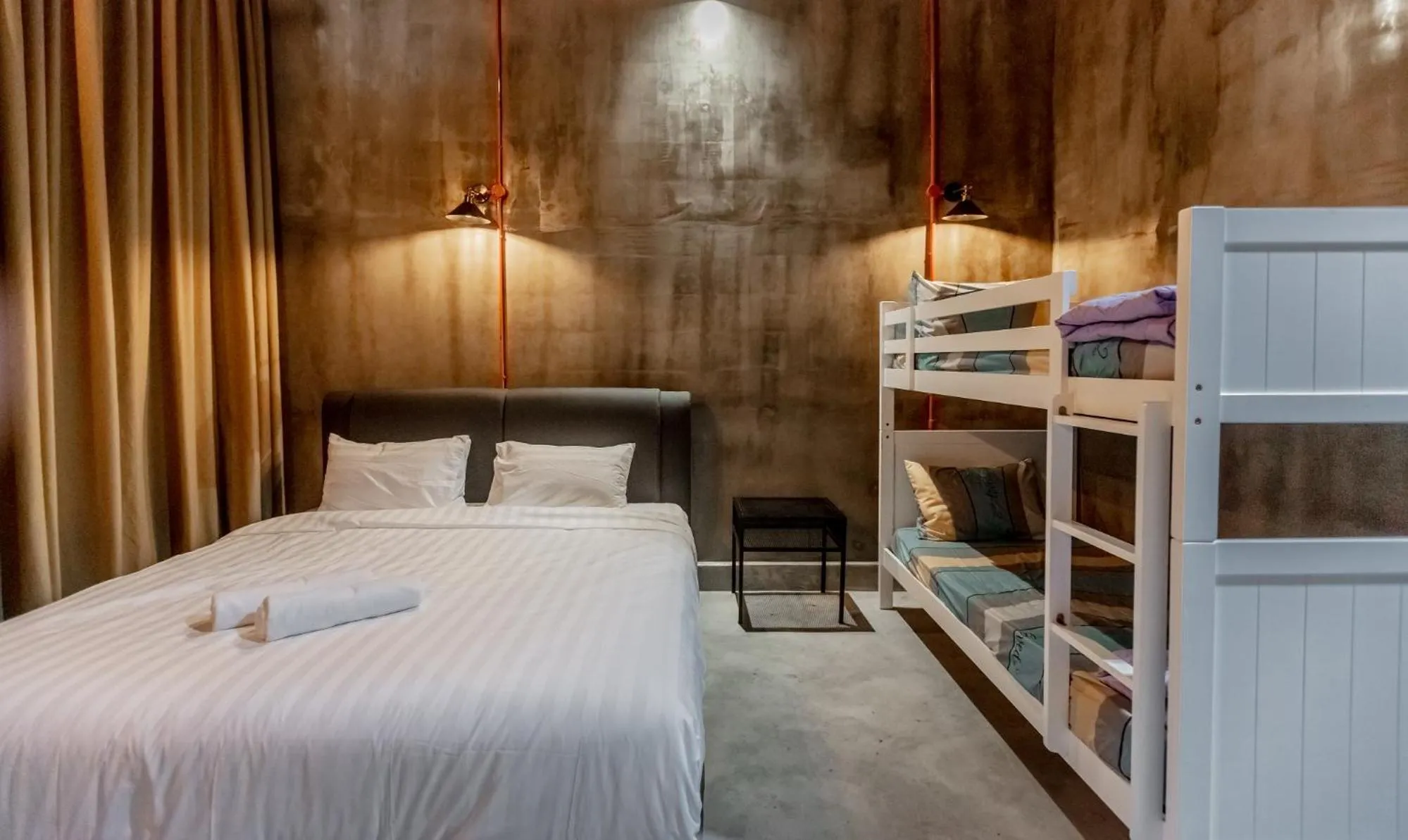 Photo of the whole room, Bed in PADI Sentral @ Sekinchan