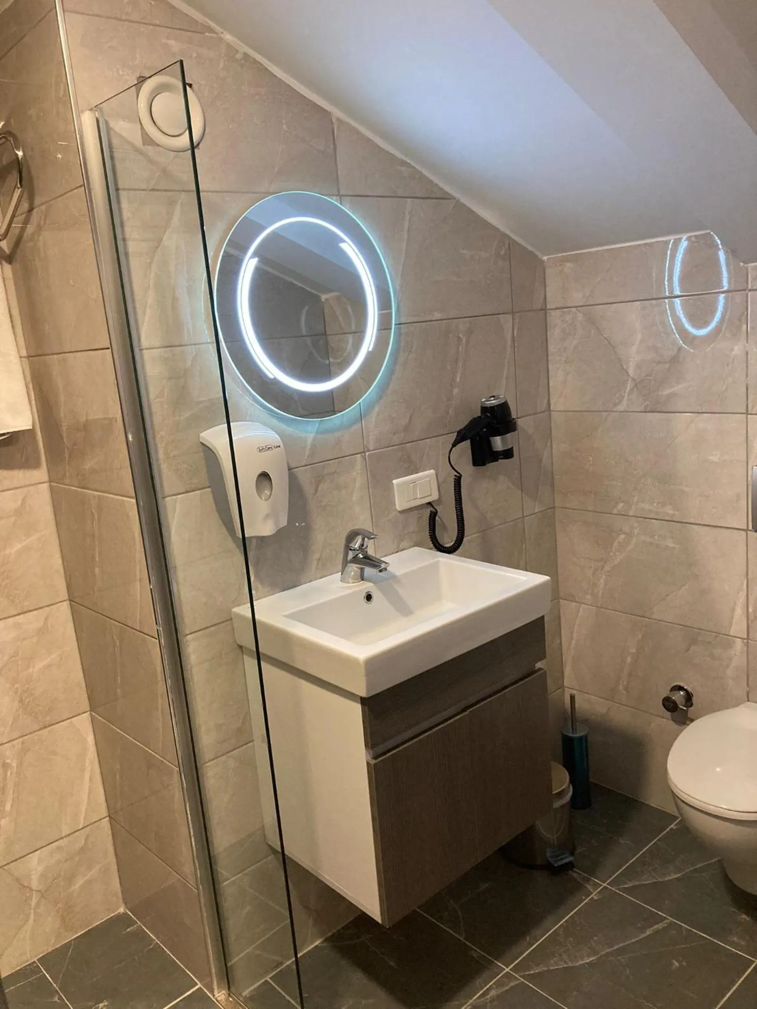 Bathroom in The Gate Kadıköy Downtown