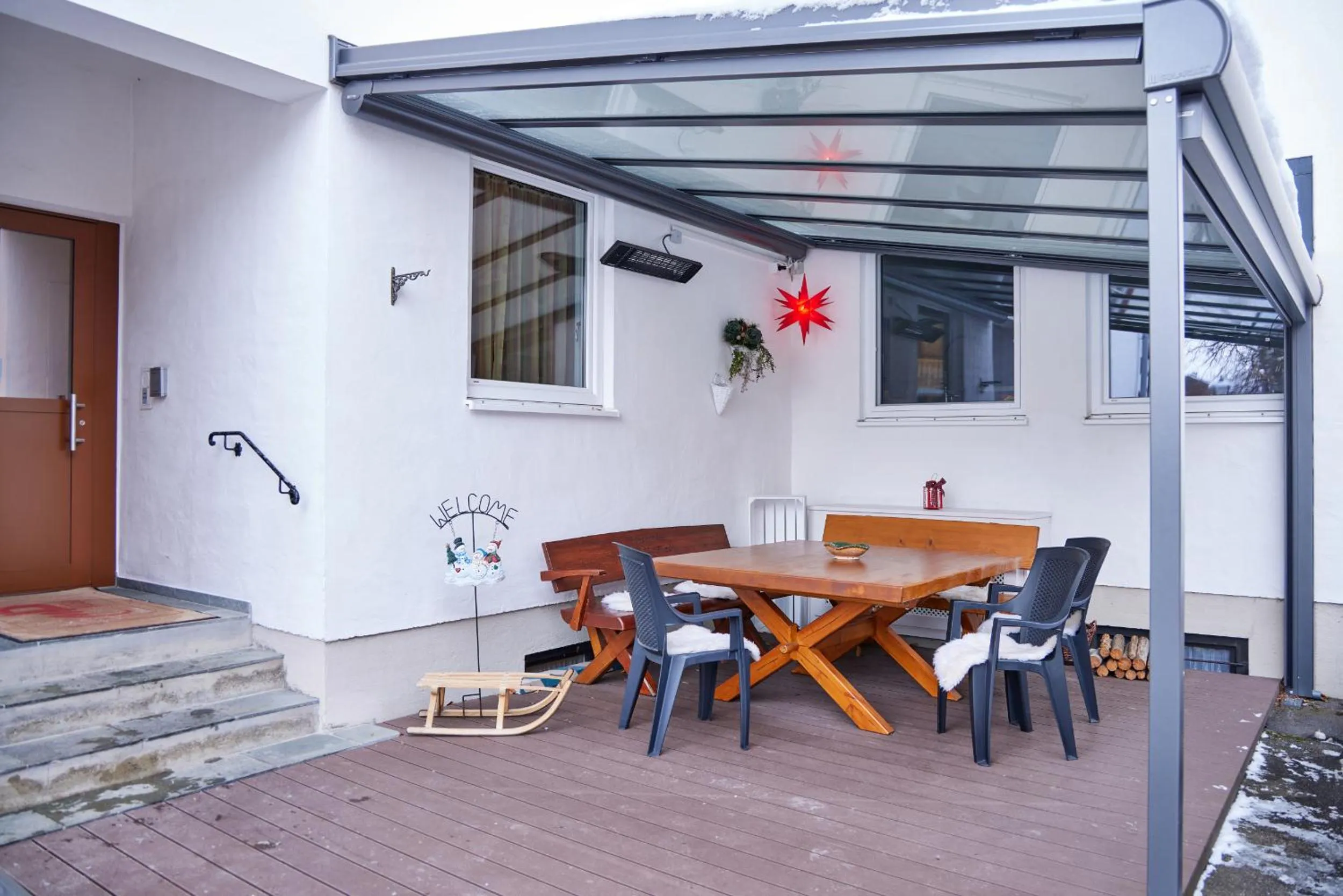 Property building in Zum Turm - Apartments und Gästezimmer