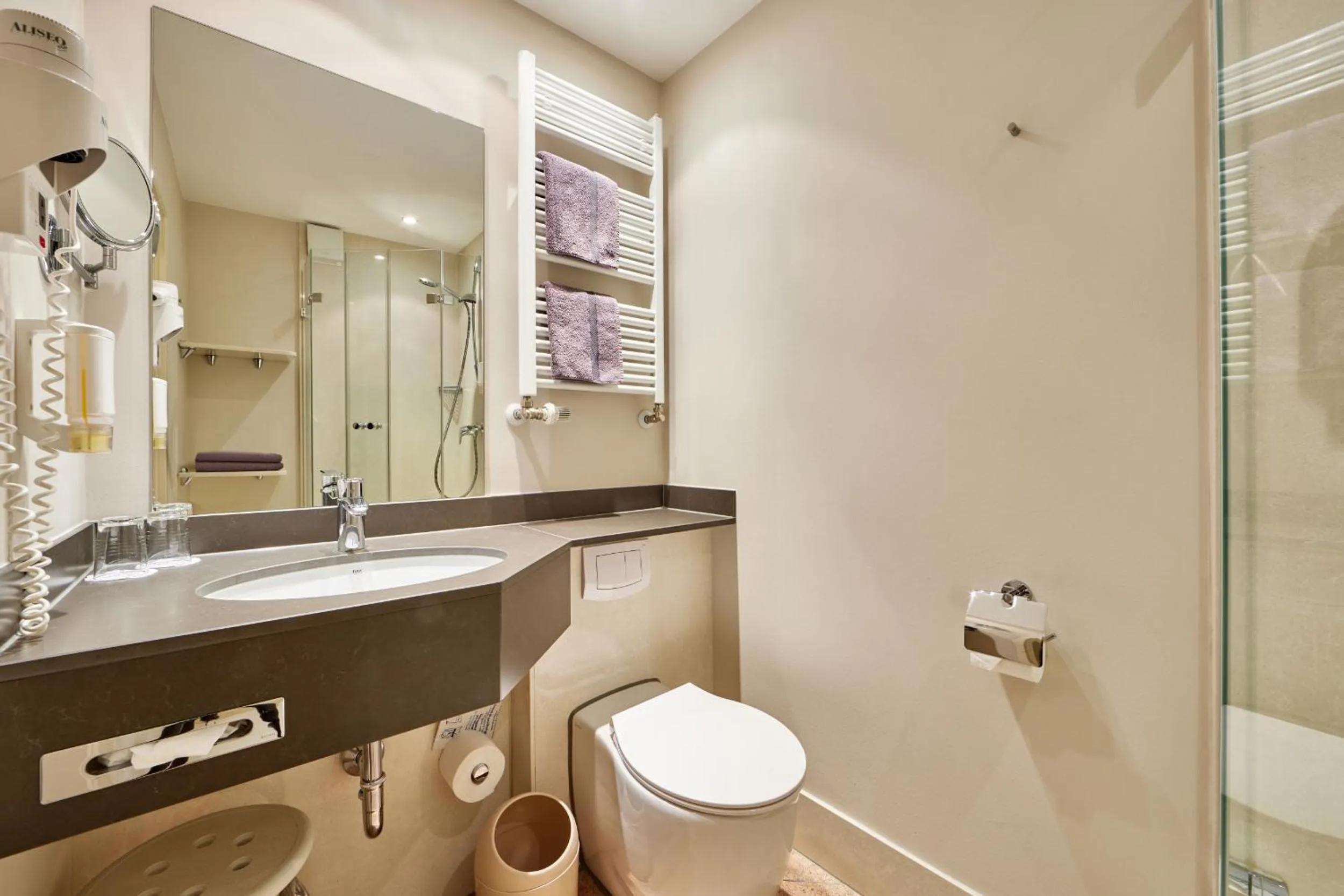 Bathroom in Zum Turm - Apartments und Gästezimmer