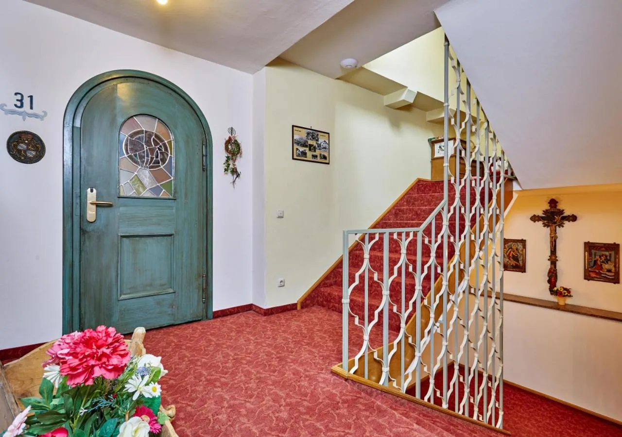 Property building in Zum Turm - Apartments und Gästezimmer