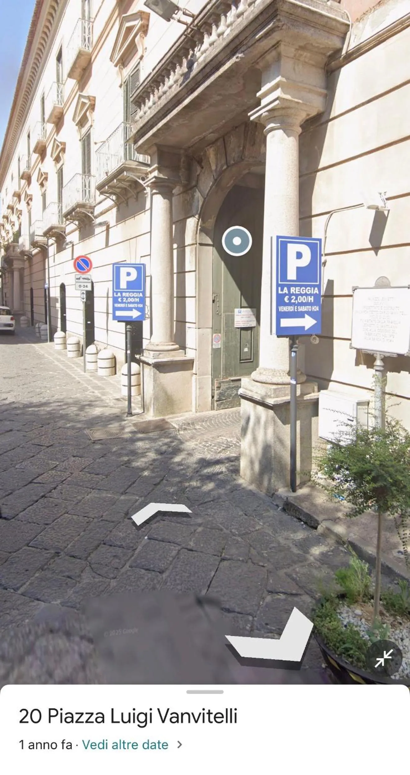 Parking in Vanvitelli Home