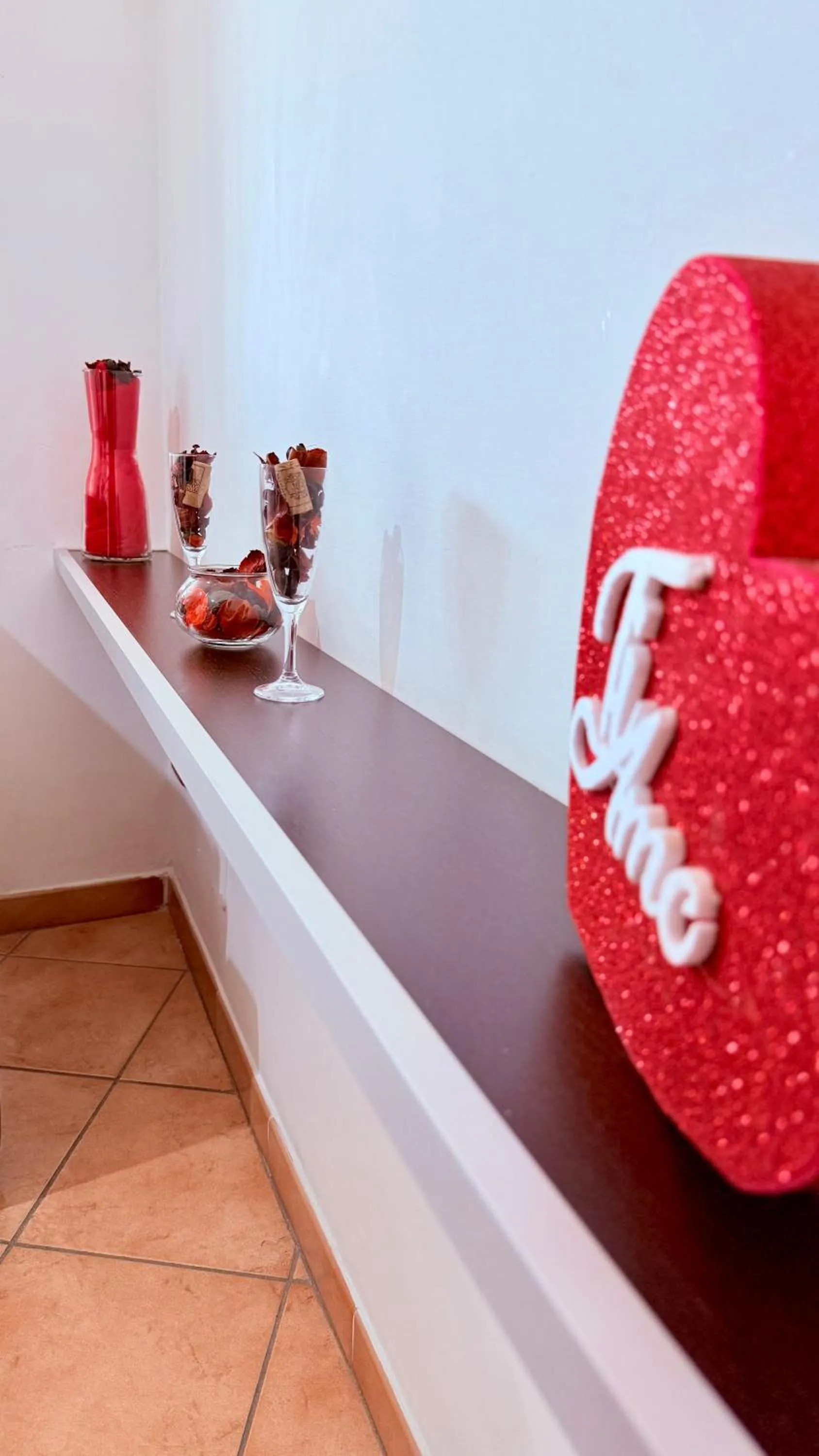 Decorative detail in Vanvitelli Home