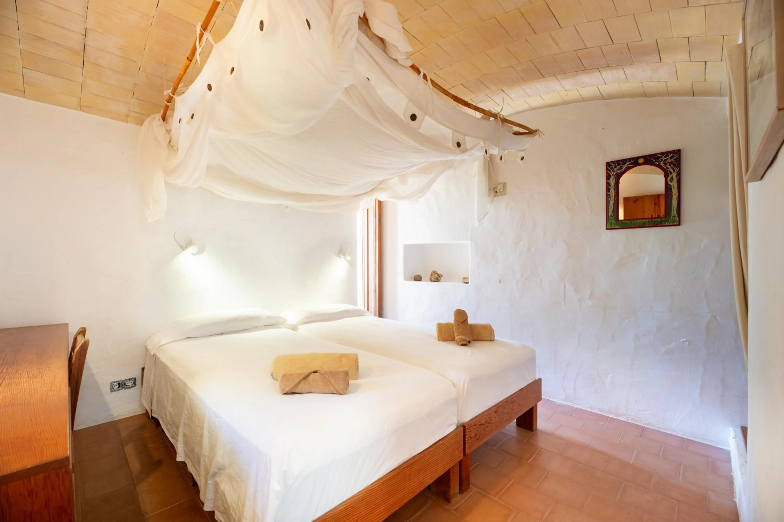 Living room, Bed in Sa Paret Nova