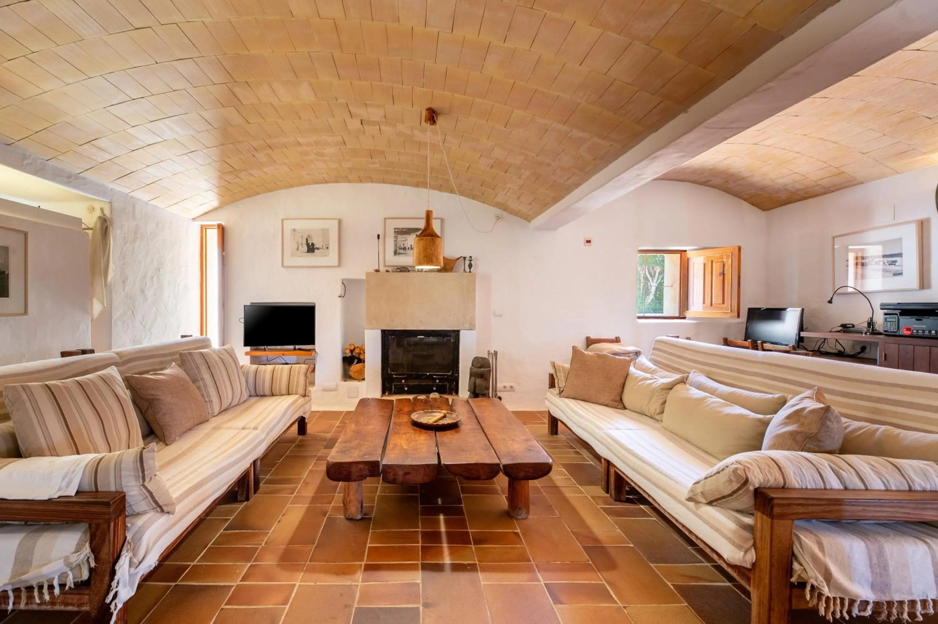 Property building in Sa Paret Nova
