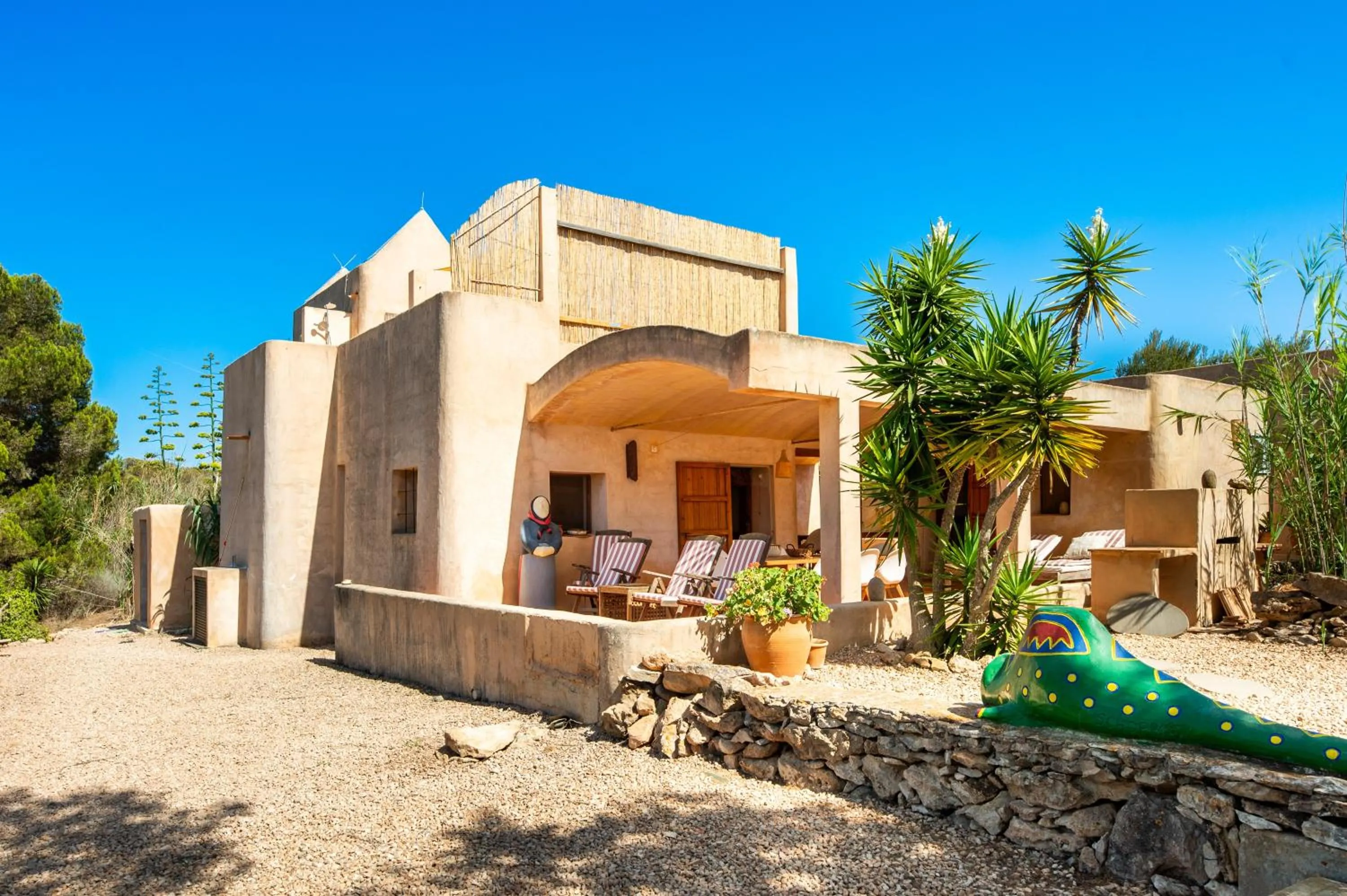 Property building in Sa Paret Nova