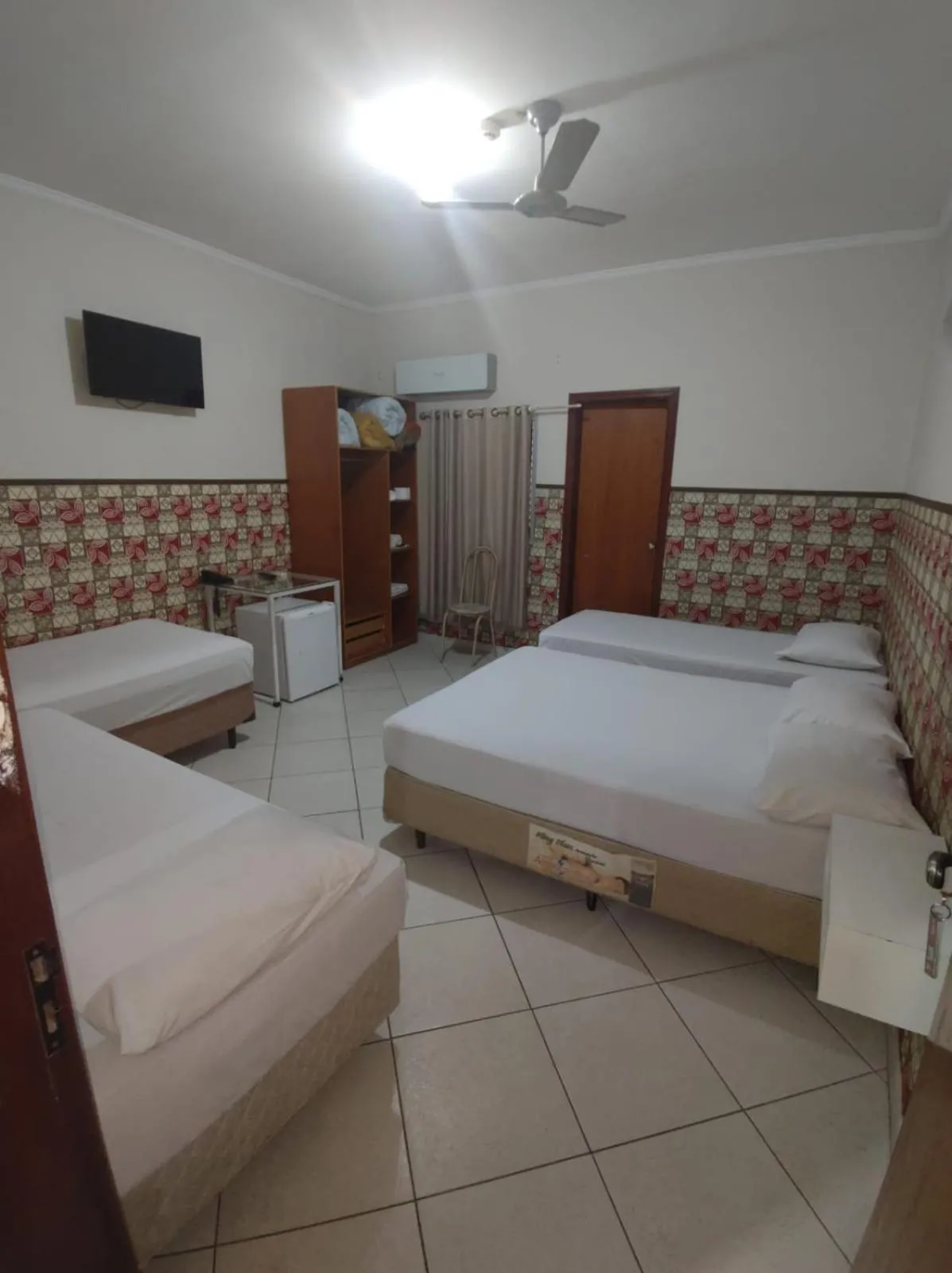 TV and multimedia, Bed in RUBY HOSPEDAGENS