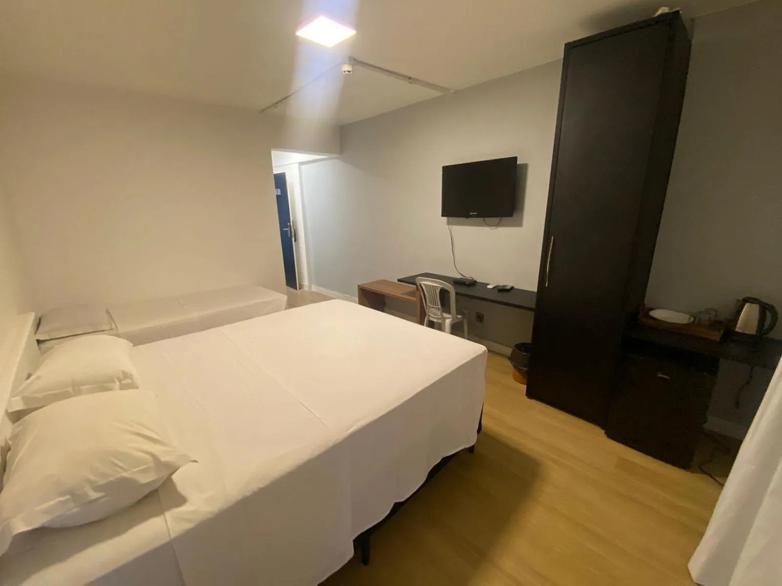 Bed in Garvey Park Hotel