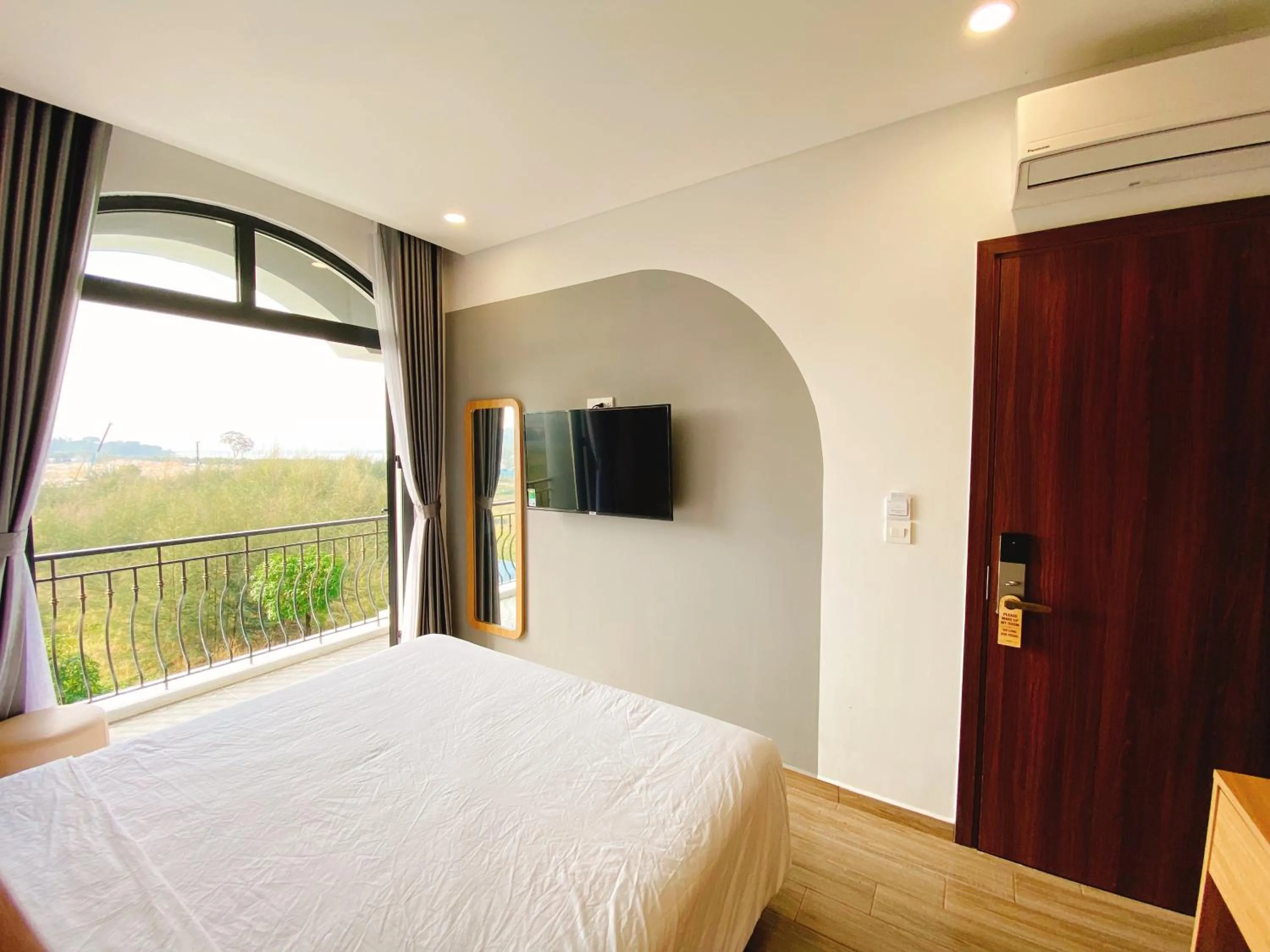 Bed in The Sol Grand World Phu Quoc