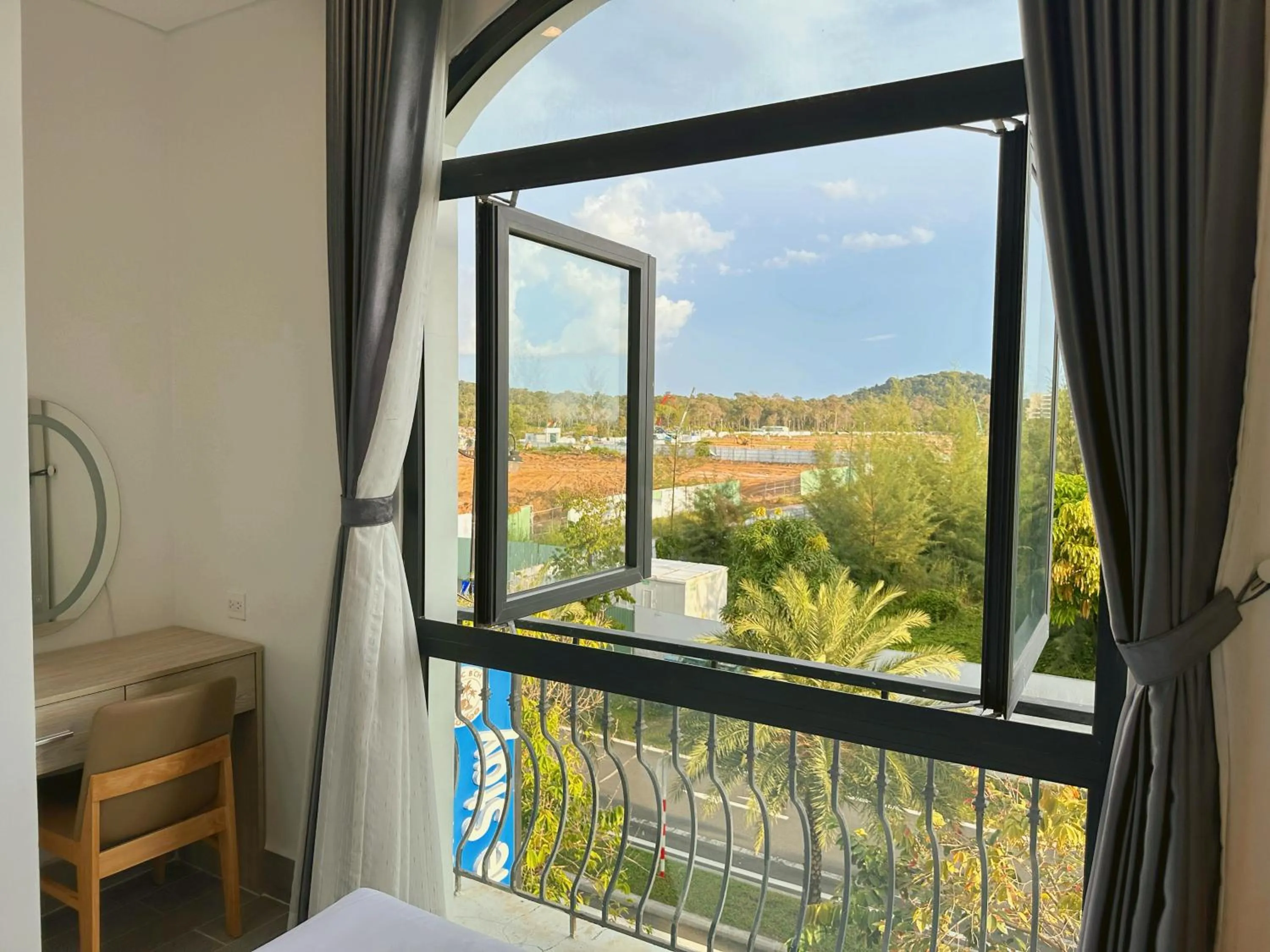 Bed in The Sol Grand World Phu Quoc