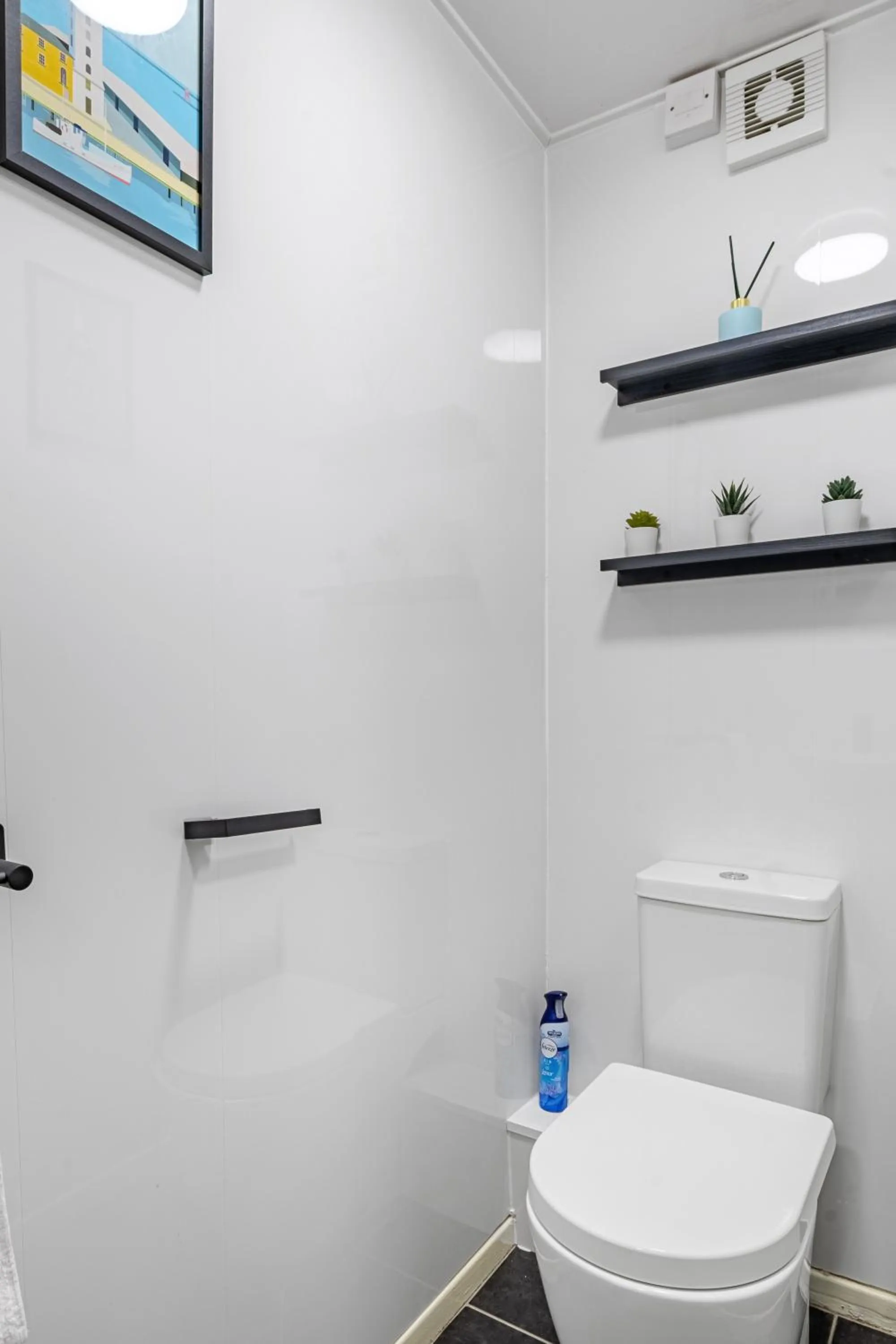 Toilet in Great North Getaways - Newcastle upon Tyne