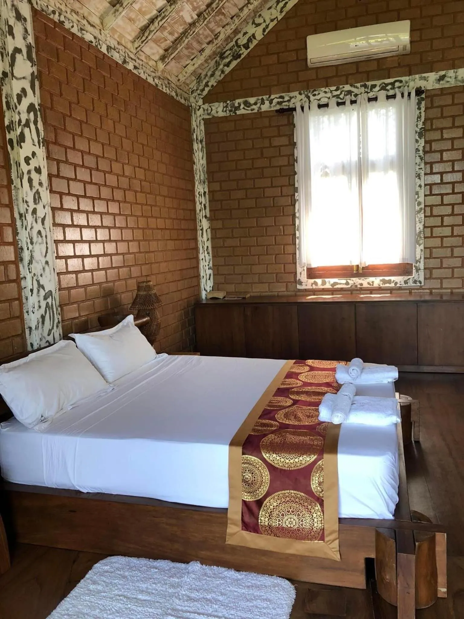 Photo of the whole room in OHEI