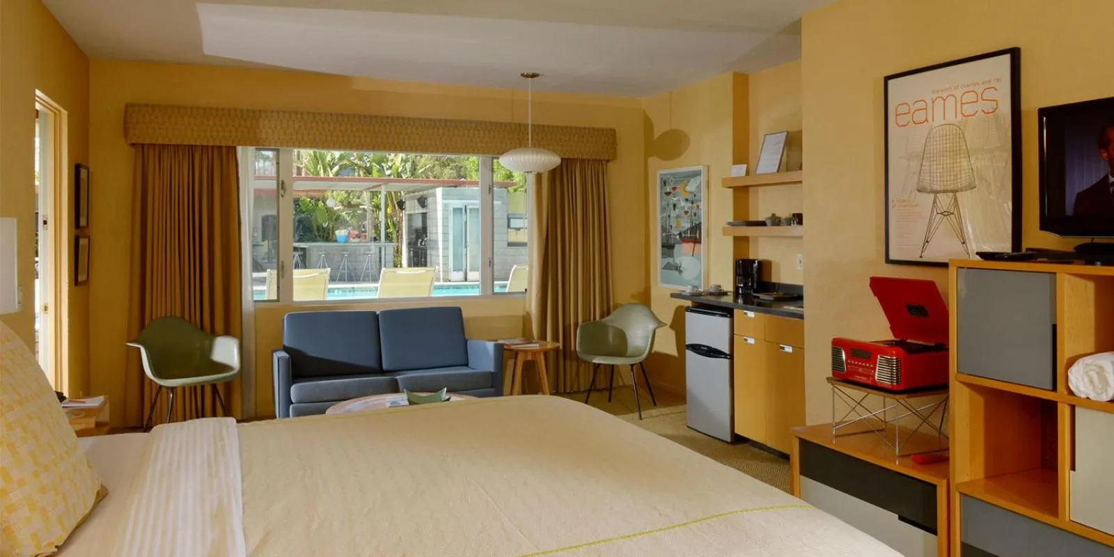 Bed in Orbit In - 21 and Over